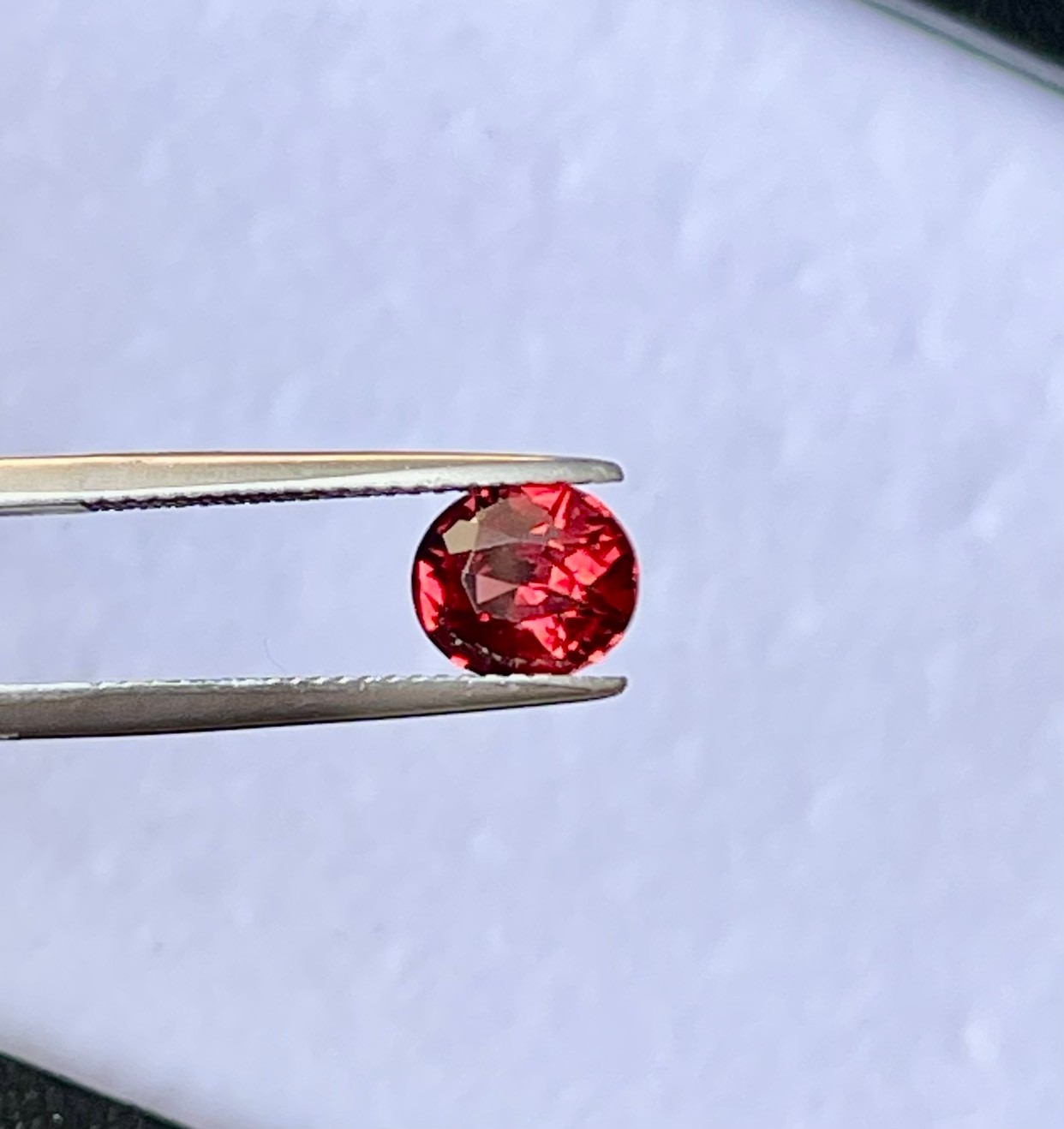 Natural 100% VVS 2.15 ct 7.8×6.9×5 mm Oval Orange Gamet Mozambique, Africa