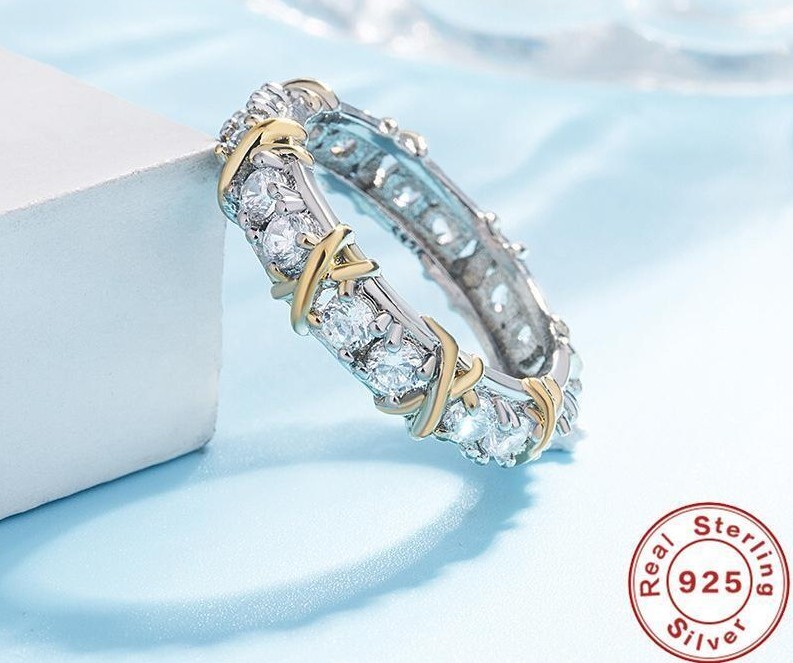 Classic Luxury 925 Sterling Silver Ring with Zircon Crystal Ring for Woman Gift