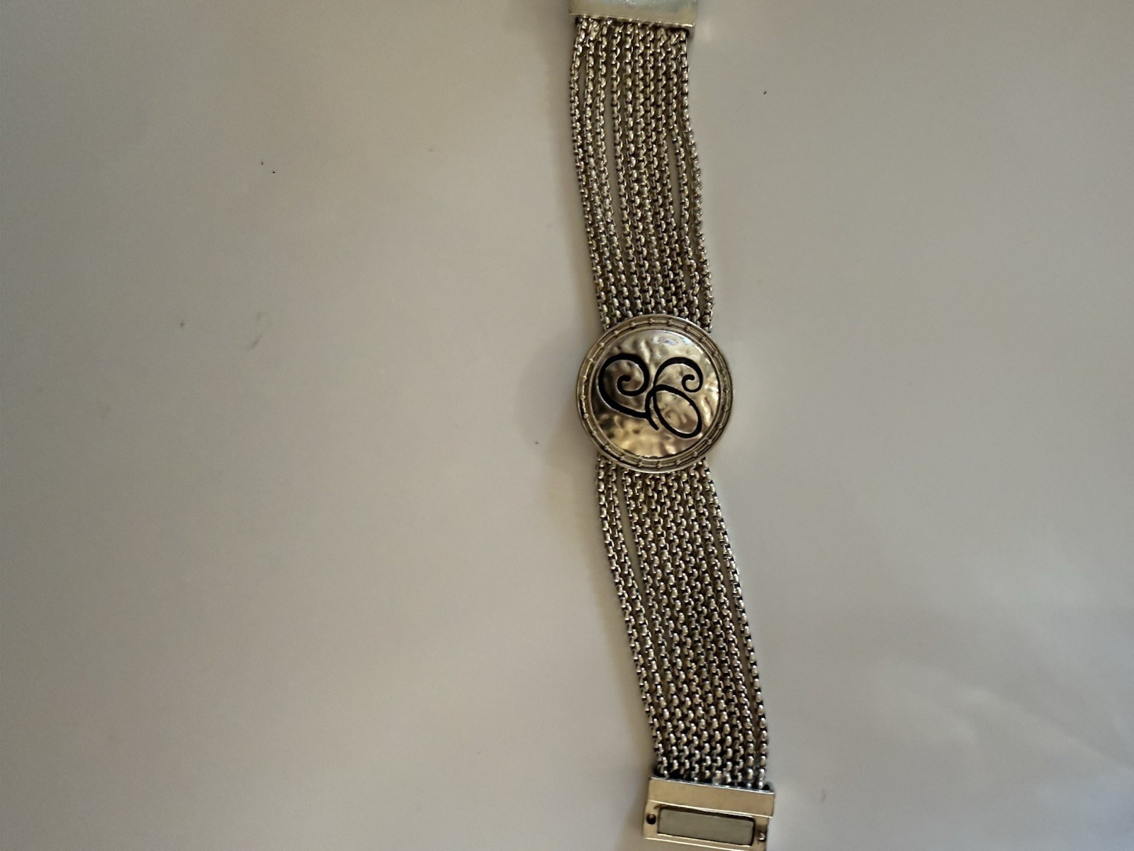 Silver Tone Multi-Strand Mesh Chain Bracelet Round Swirl Center magnetic Clasp