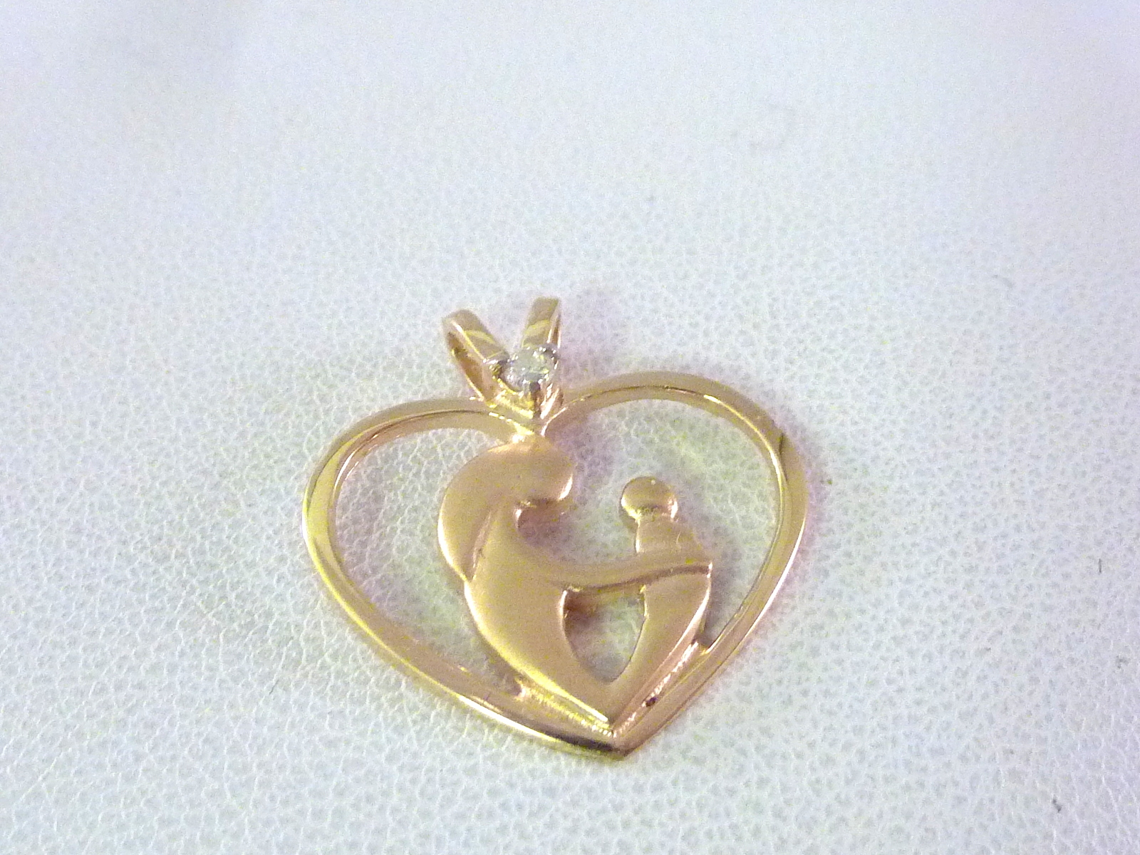 1OK yg Mother Child Heart Pendantopen work- Family Love1.6g 5/8″ I-1521