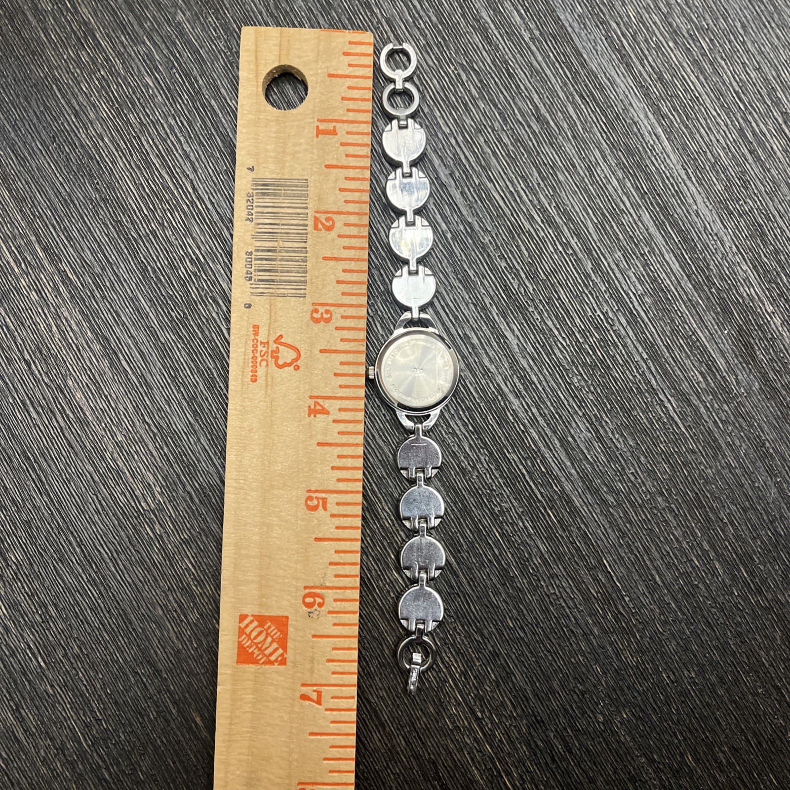 Accutime Smiley Face Link Band Girls Watch Silver Tone Fits 6.5″ Needs Battery