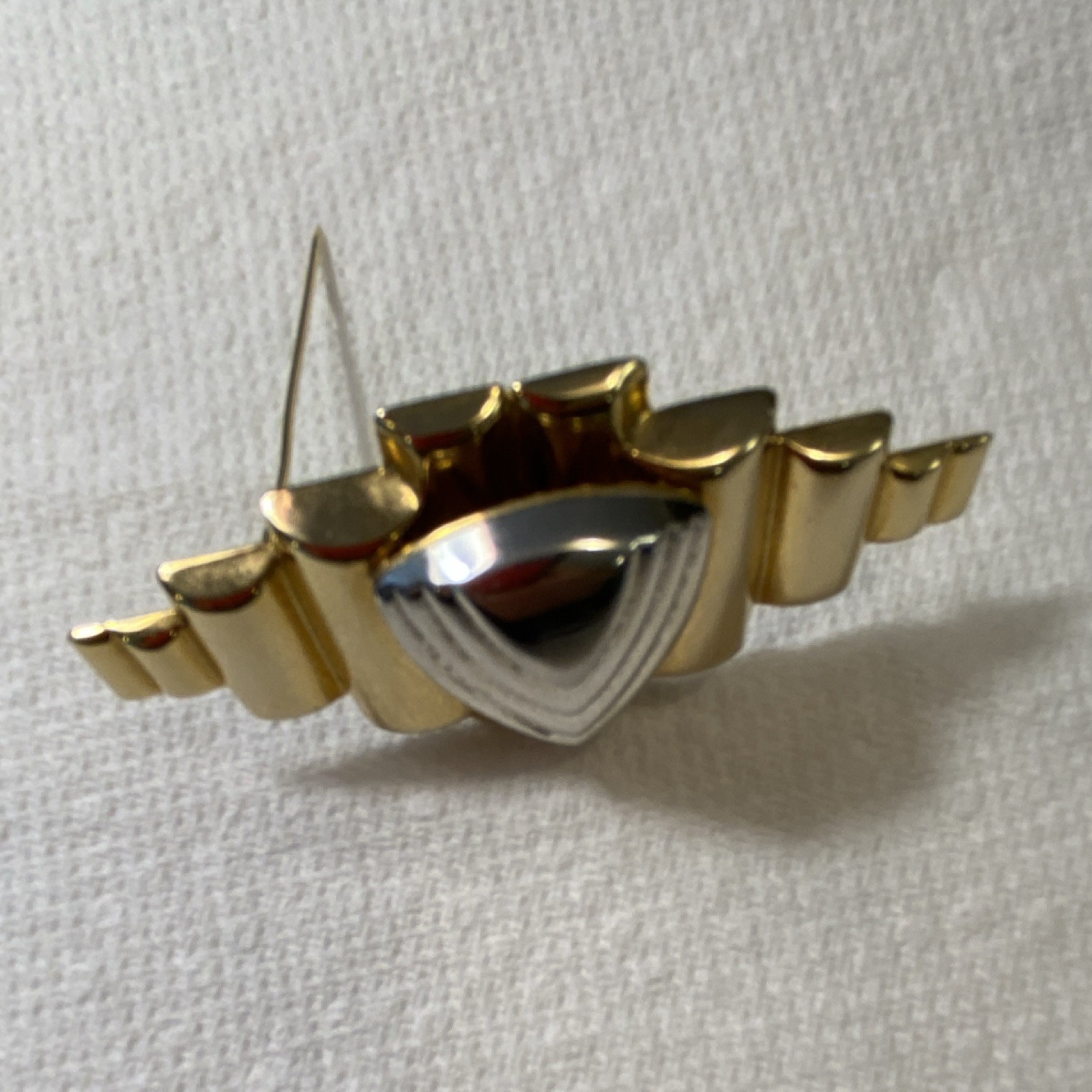 Art Deco Geometric Shield Brooch Pin Gold Silver Black Tone Metal No Stone