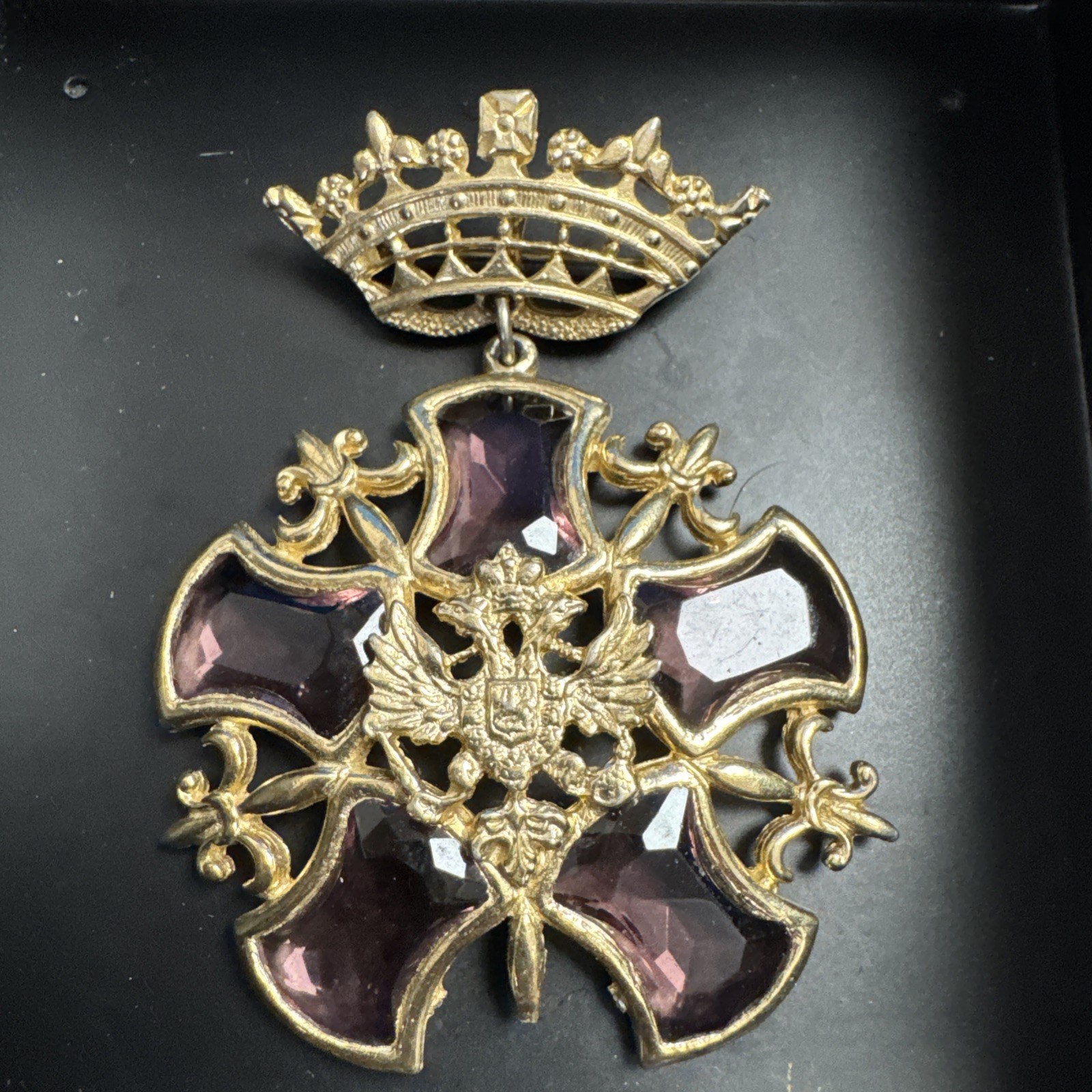 Vintage Gold-tone Purple Glass Eagle Crown Brooch/Pendant 3″