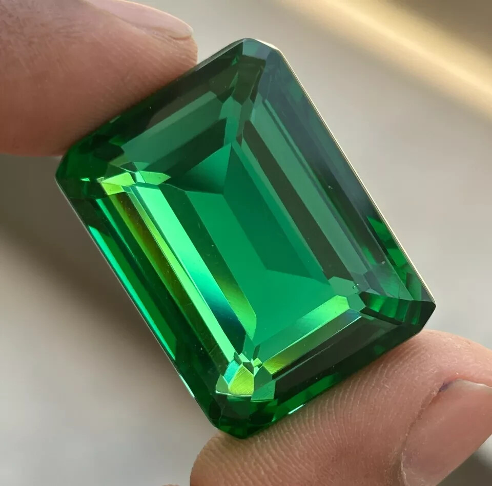 AAA+ Green Emerald 7.05 Ct. Emerald Cut Loose Gemstone Ring for Gift Women/Her