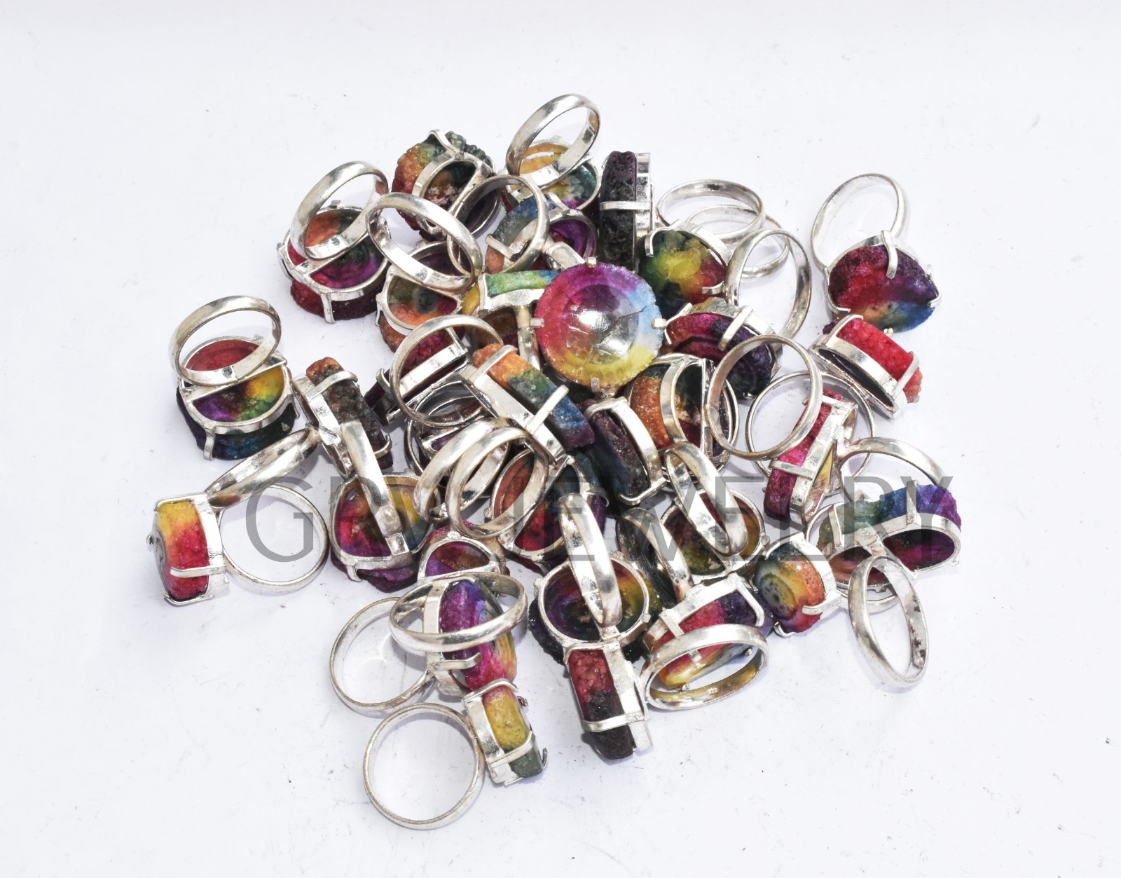 1-500 Pcs Natural Rainbow Solar Quartz In Rings Lot Bulk: Silver Plated Whr-70
