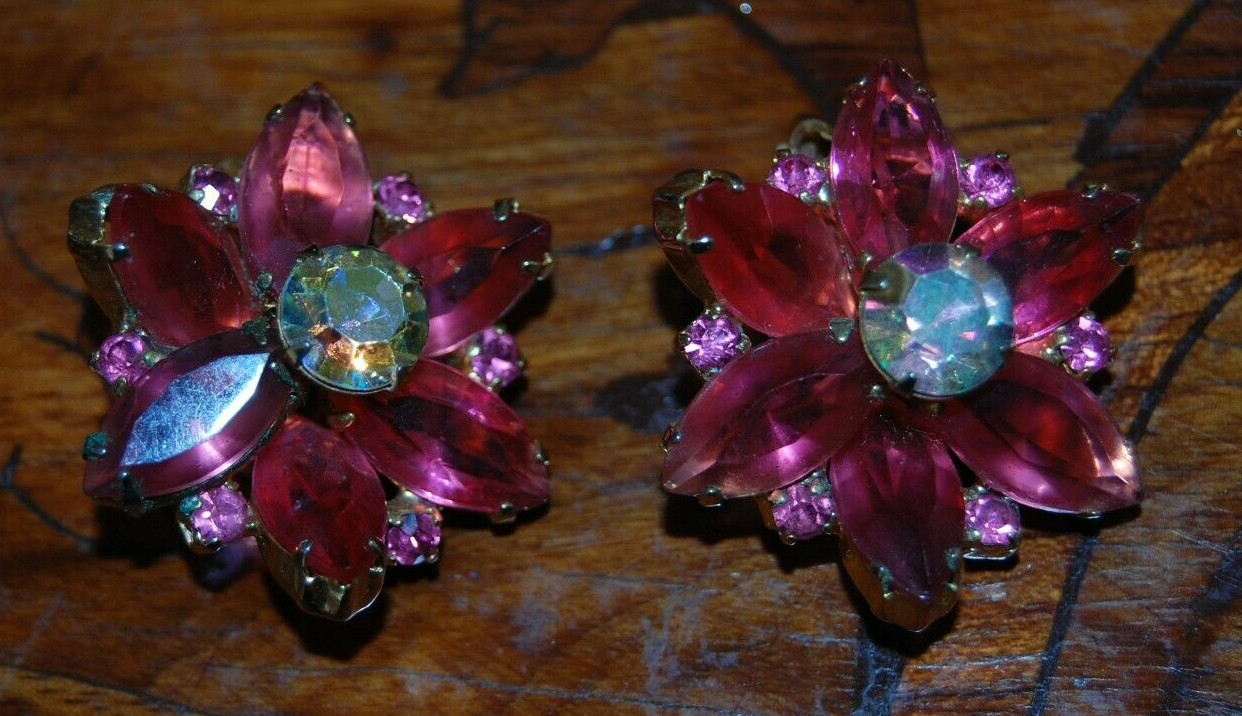 ELEGANT VTG JULIANA COUTURE PINK MARQUIS CRYSTALS OPEN BACK GOLDEN CLIP EARRINGS