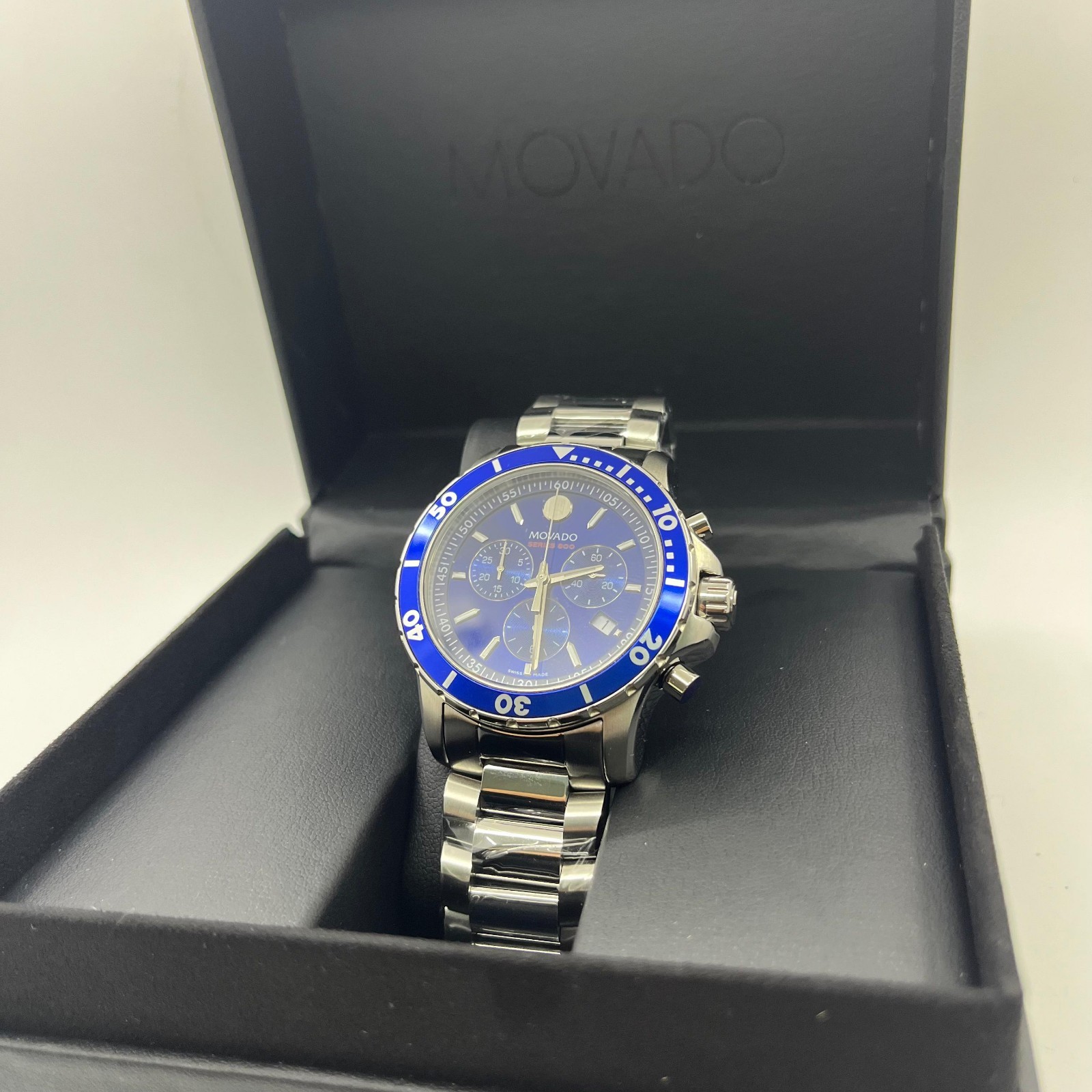 Movado Series 800 Chronograph Blue Dial Steel Bracelet Men’s Watch 2600141 New