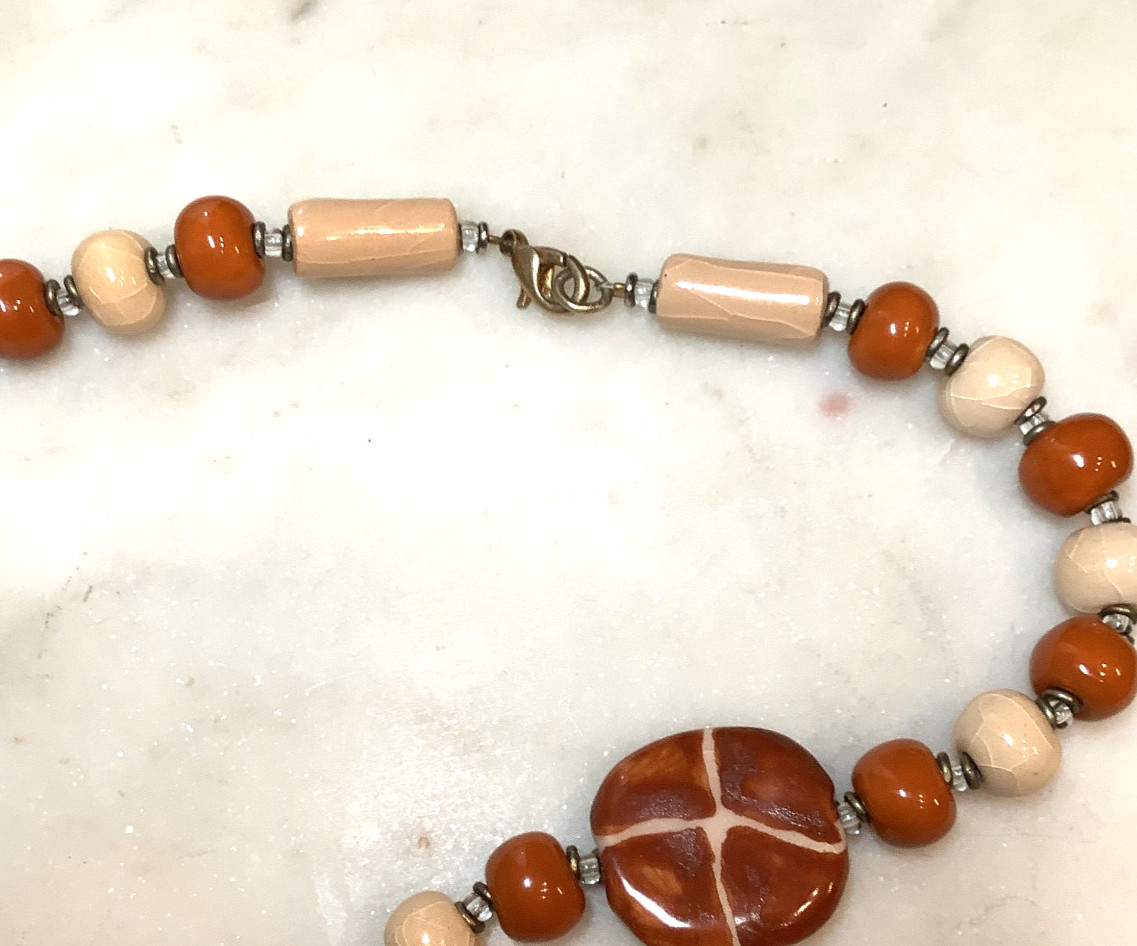 Beaded Giraffe Necklace 22″ Hand Crafted Clay Crackle Glaze Africa Safari Animal