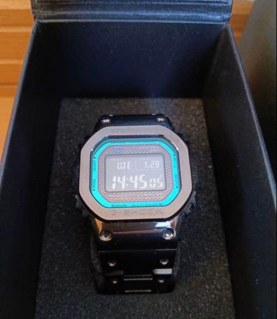 Casio G-Shock GMW-B5000BPC-1 Black Metallic Watch USED