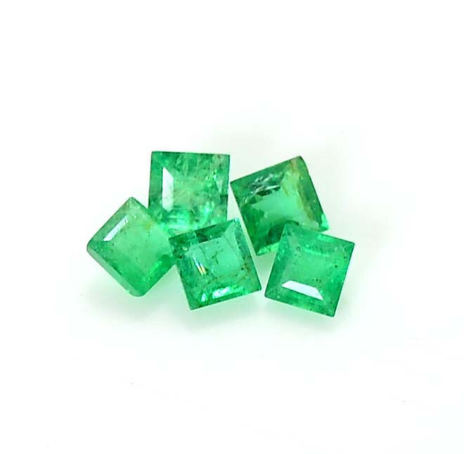 Natural Emerald Square Cut 2.50 mm To 3×3 mm 0.63 CTS Lot 05 Pcs Loose Gemstone