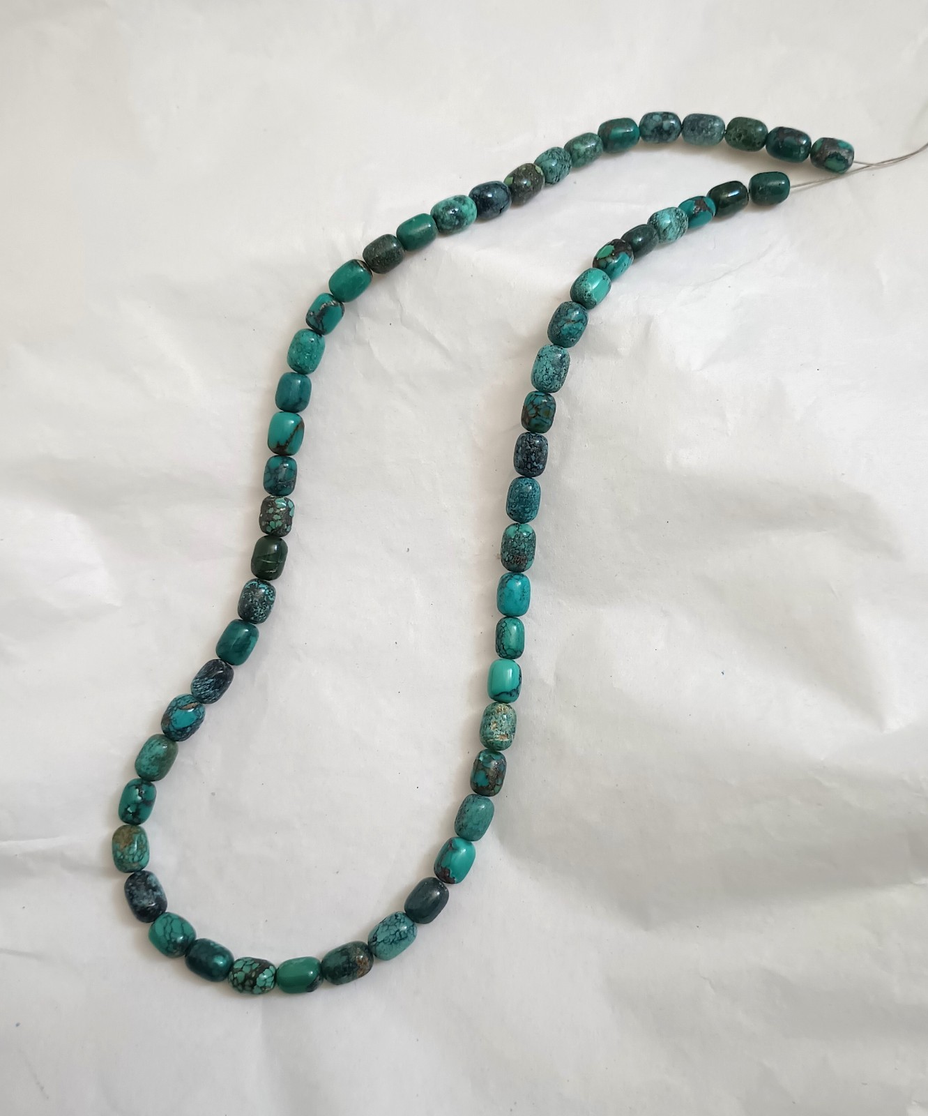 OLD STOCK HI-GRADE HUBEI TURQUOISE 6 x 7-8MM BARREL BEADS – 17.75″ – 3649e