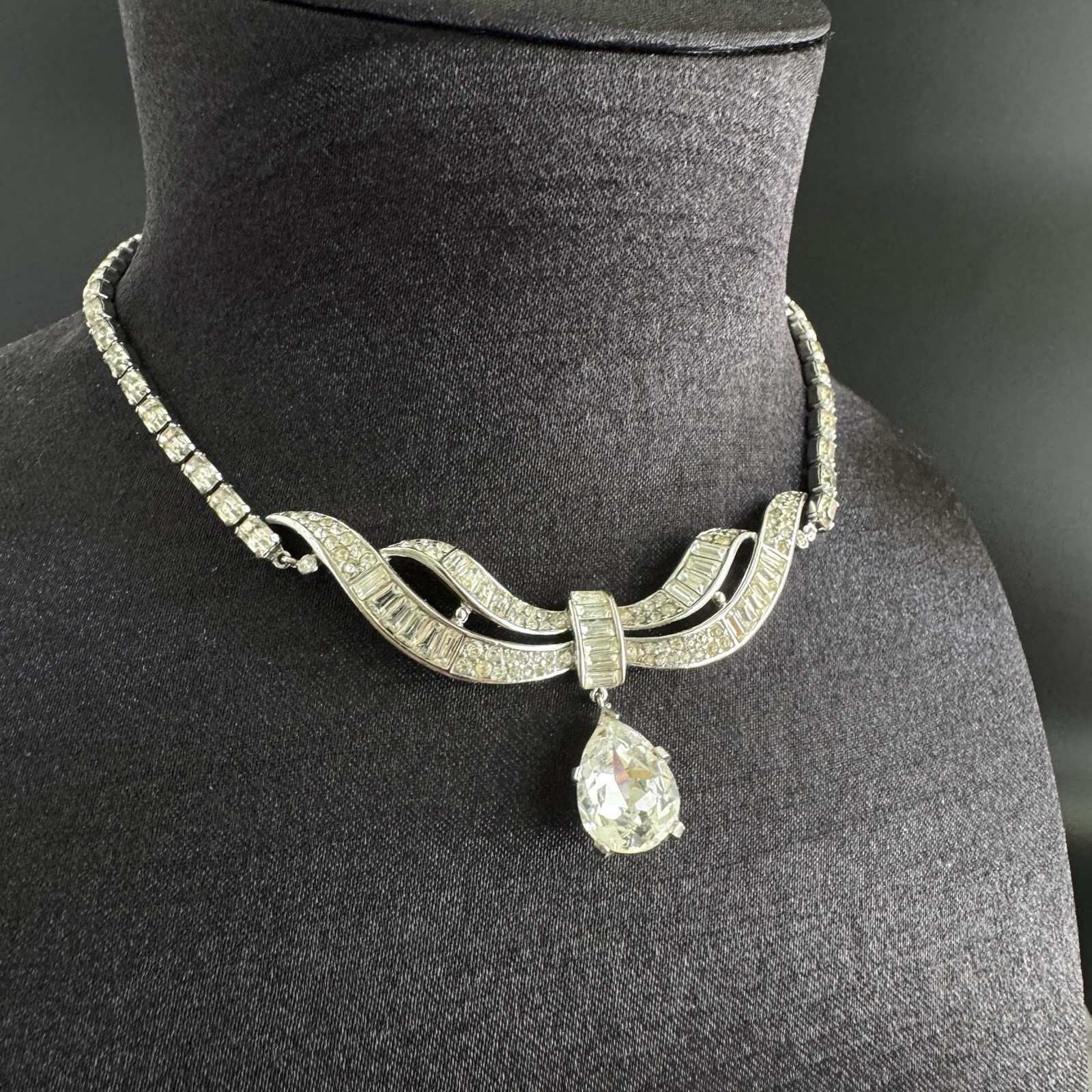 Vintage 1955 Crown Trifari Rhinestone Necklace Alfred Philippe J Hook Choker
