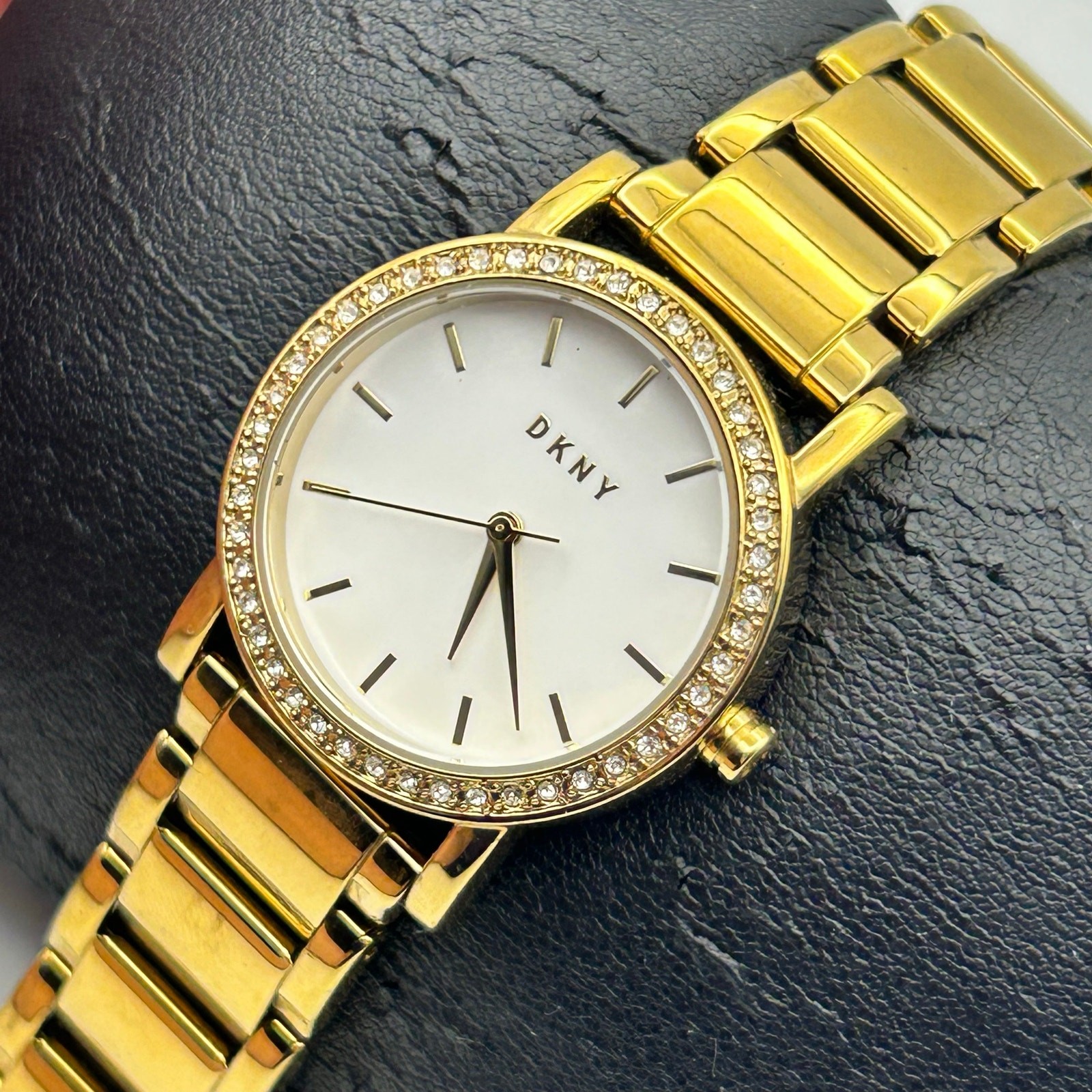 DKNY Soho Gold-tone Crystal Bezel White Dial St. Steel Watch New Battery