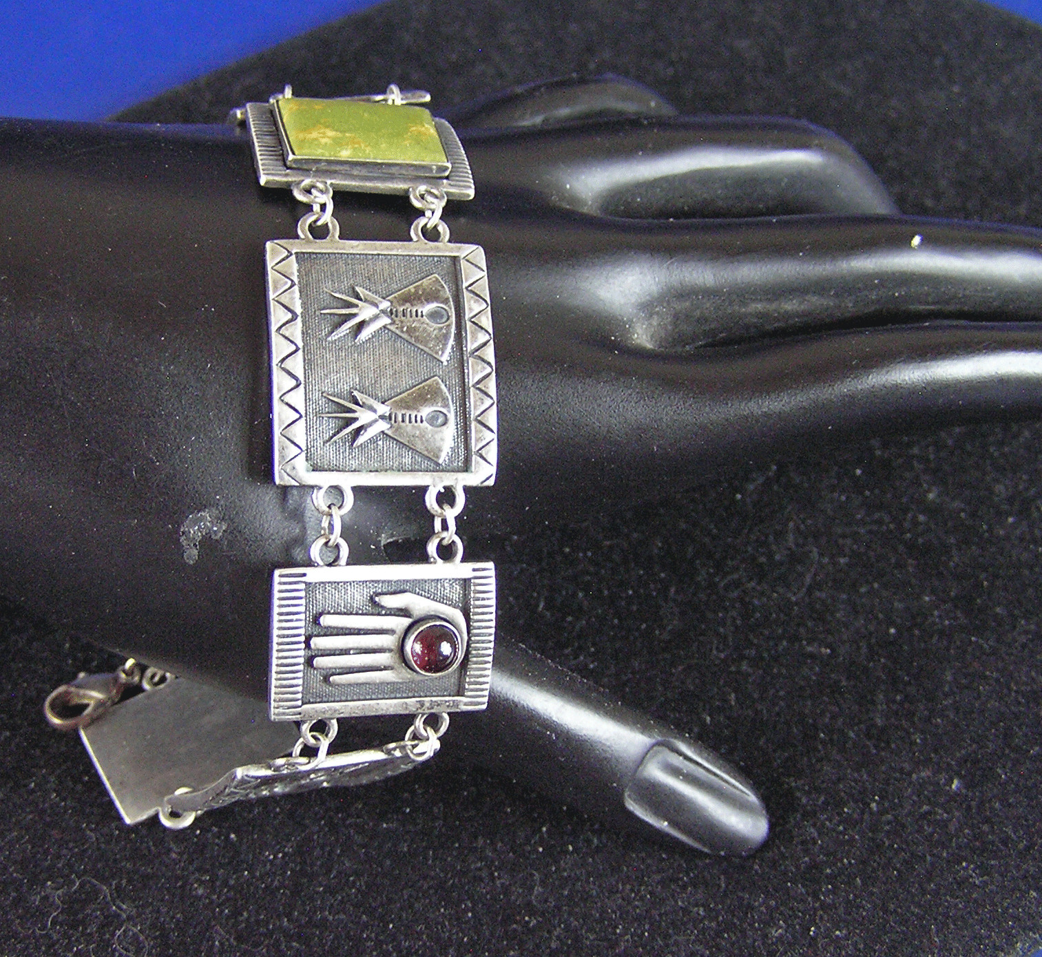 RARE Carolyn Pollack Victoria Adams Sterling Silver Storyteller Panel Bracelet