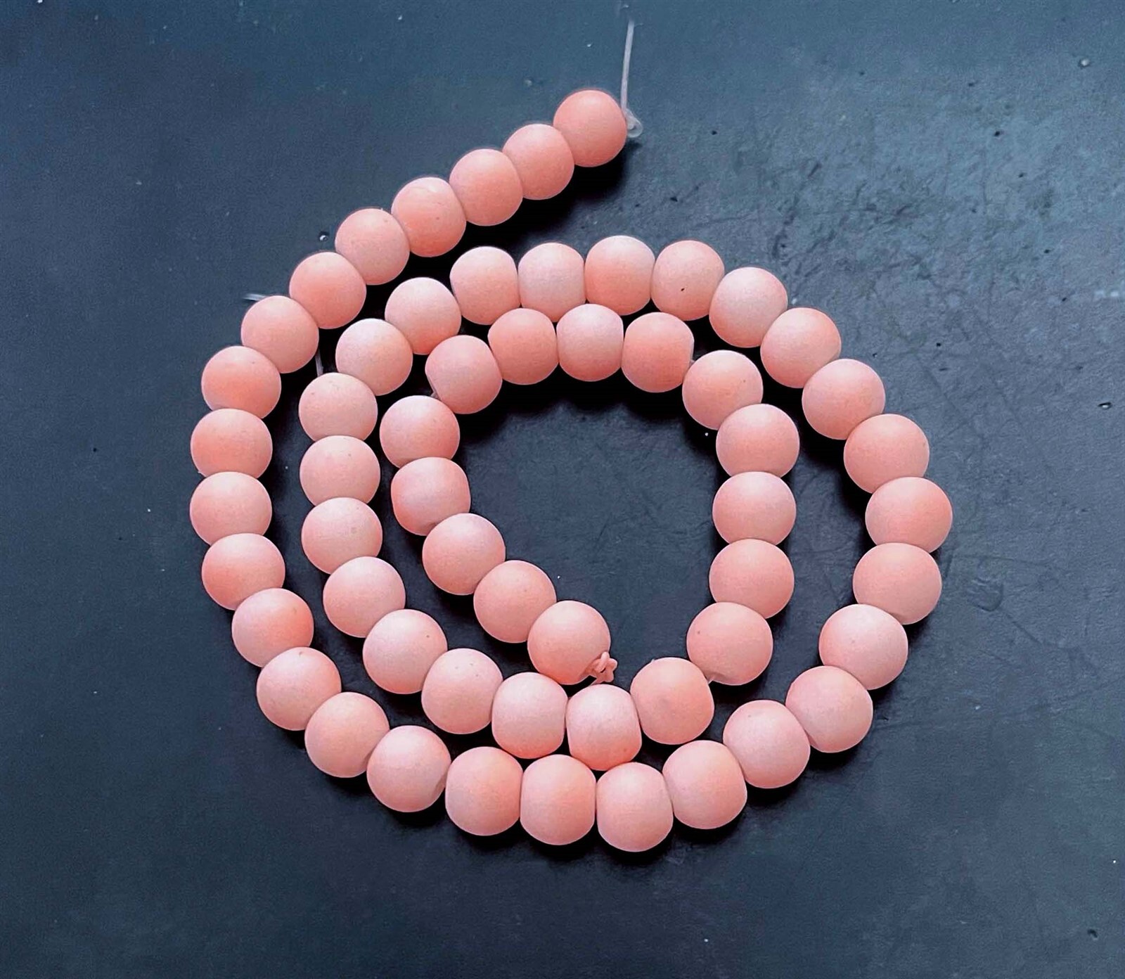 8mm Matte Frosted Neon Rubber Glass Round Beads – Peach two tone 16″