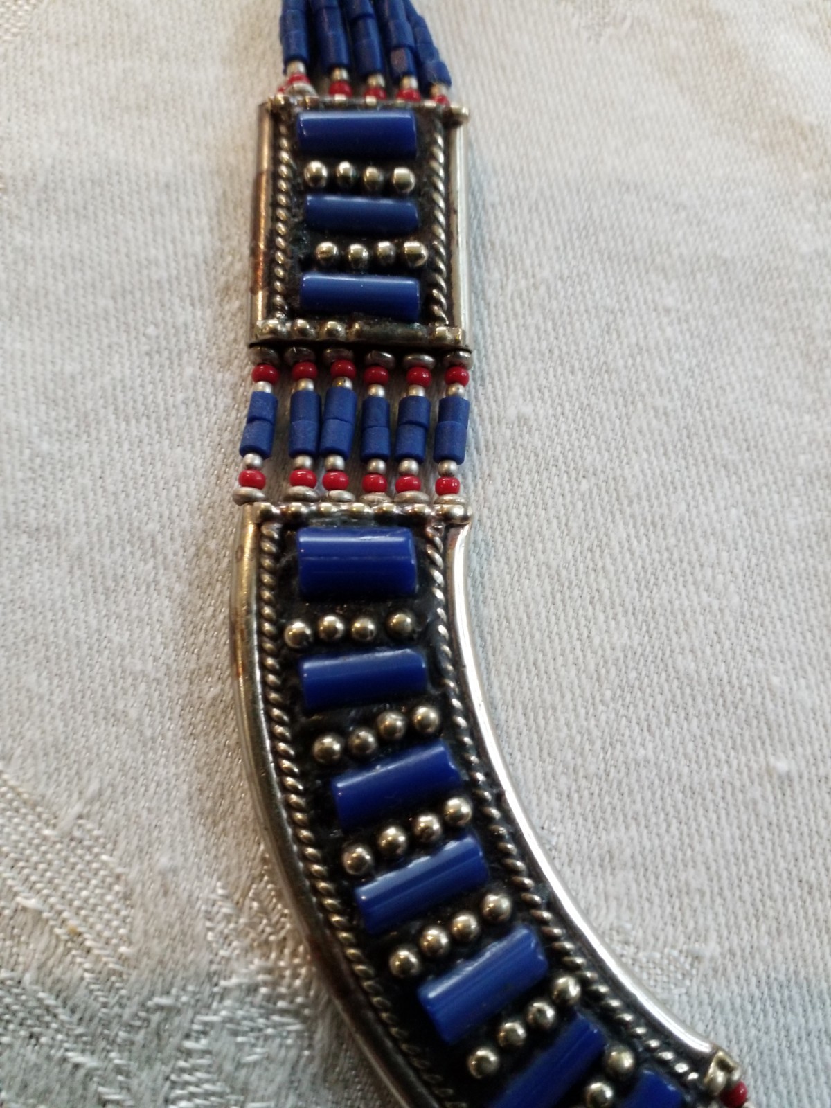 ETHNIC STUNNING NECKLACE
