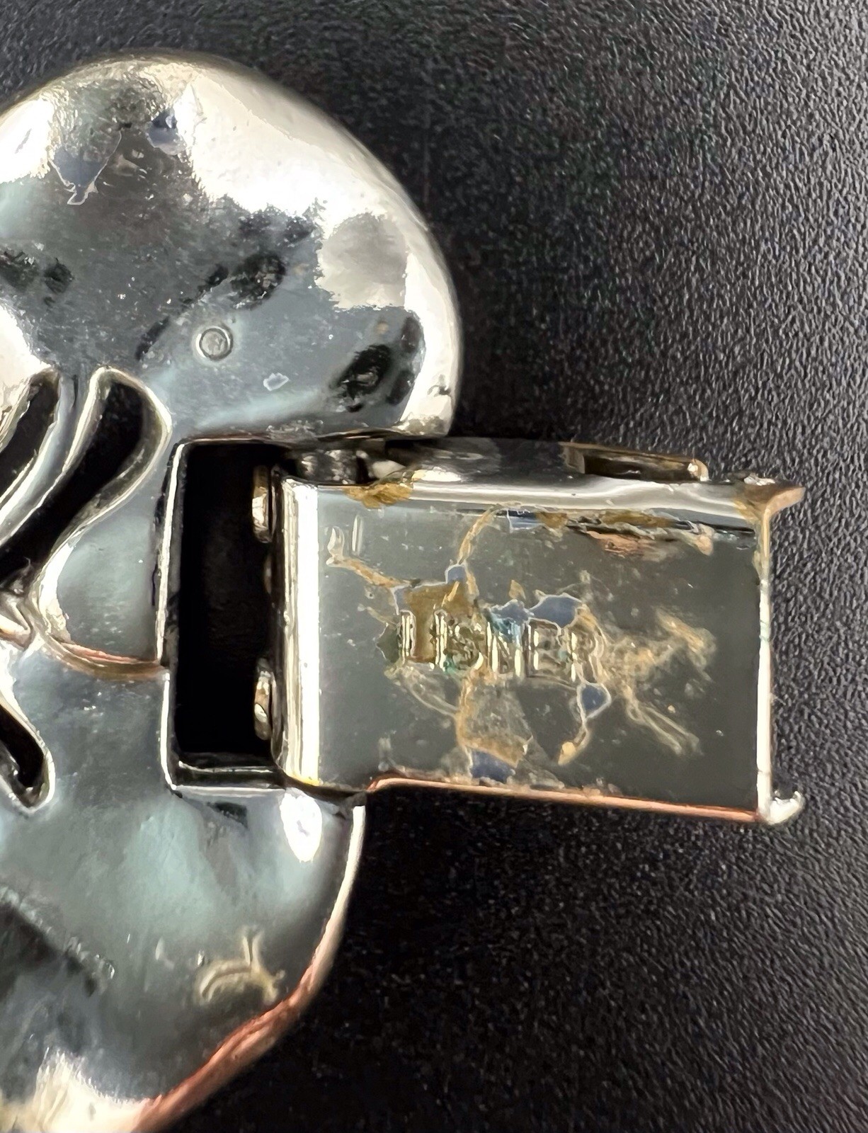 Vintage LISNER Rhodium Plated Link Bracelet Lily Pad Motif 7.25”