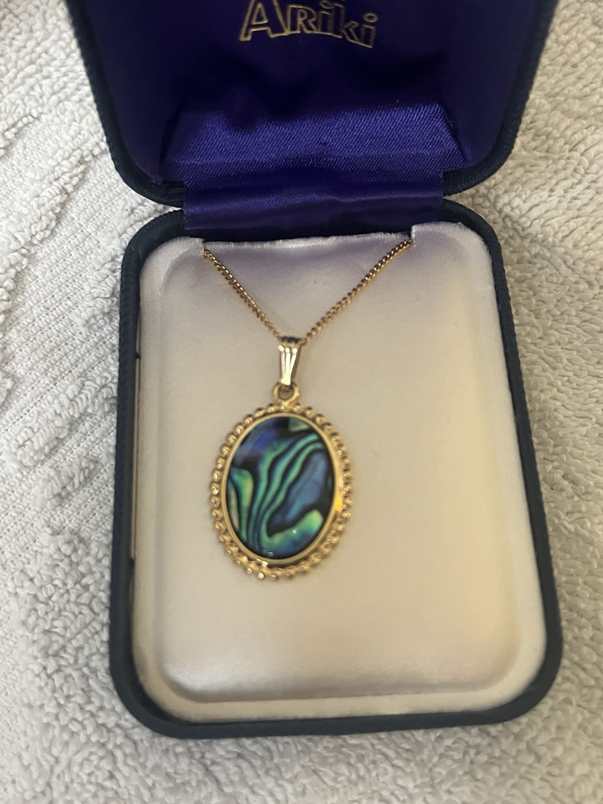 Ariki 22k Gold Plate Necklace – Paua Shell New Zealand – Fine Jewelry W Box