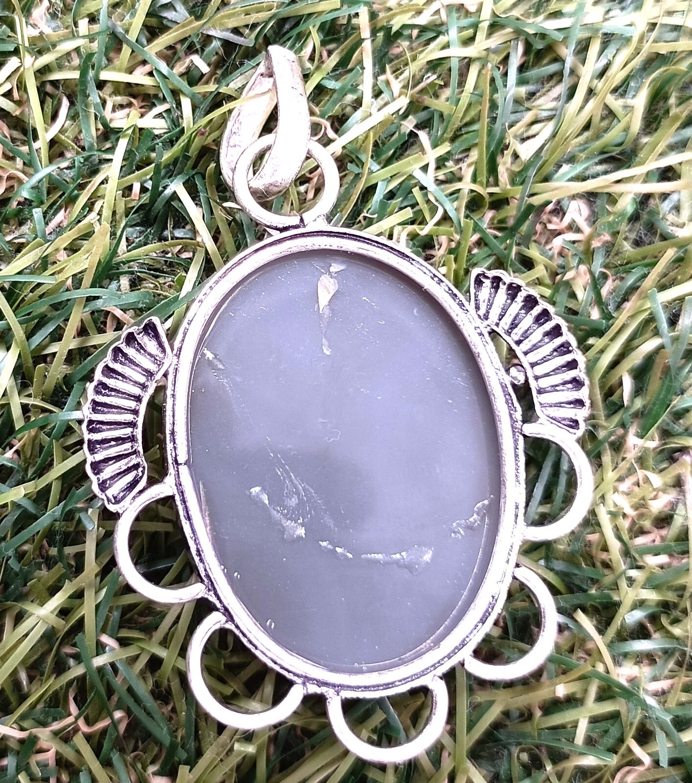 84.05 Ct Special Offer EGL Gray Onyx Oval Cut Pendant With Free Silver Chain SPC