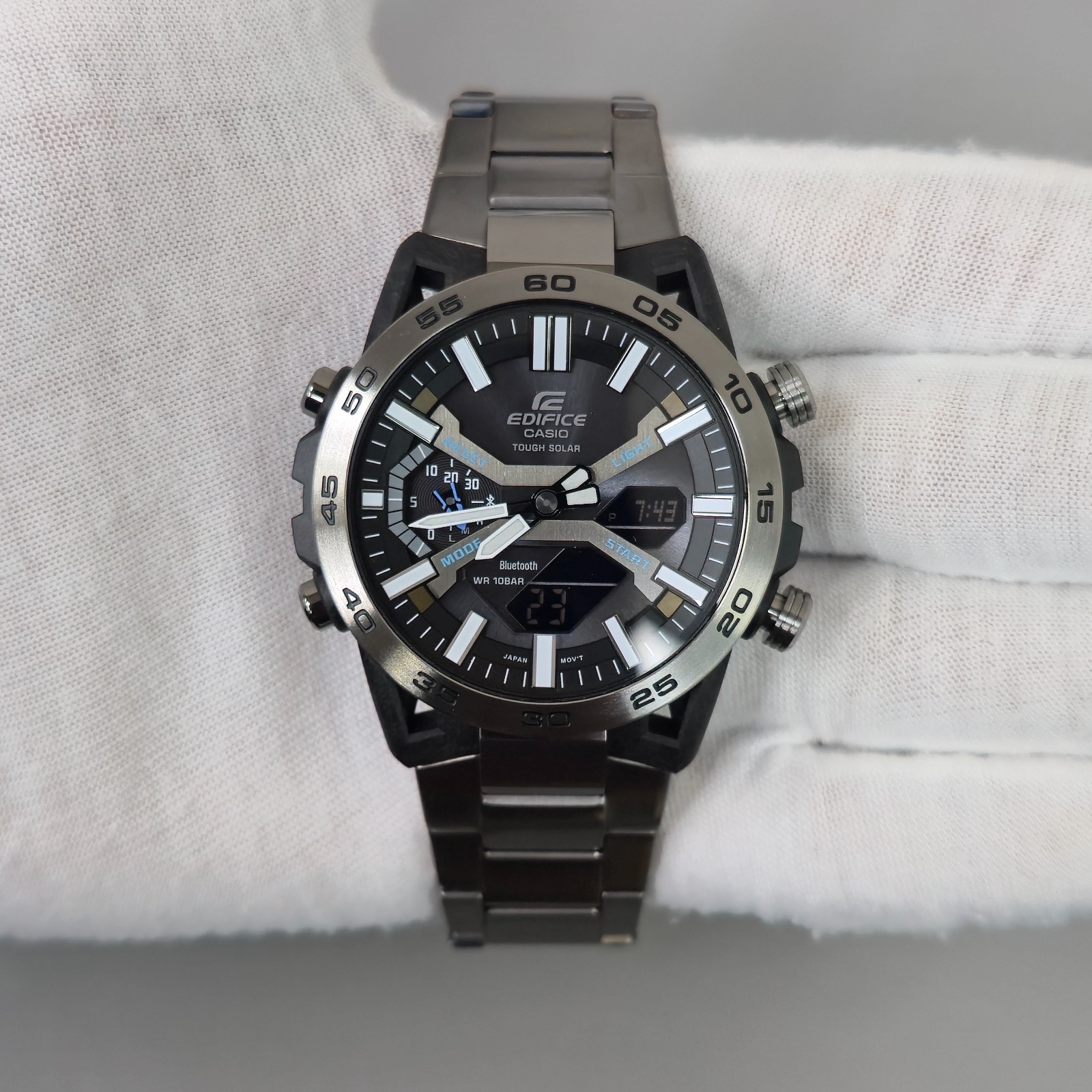 Casio Edifice Smartphone Link ECB-2000DC-1ADF Black Dial  51mm  New Men’s Watch