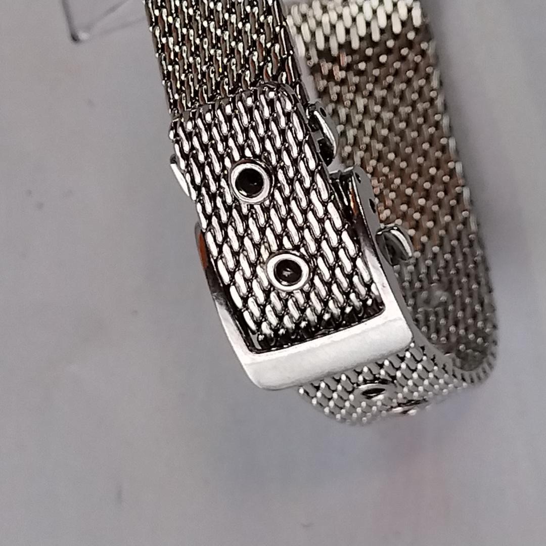 [New Battery] Seiko Ruse Women’s Quartz Oval Watch, Working Condition