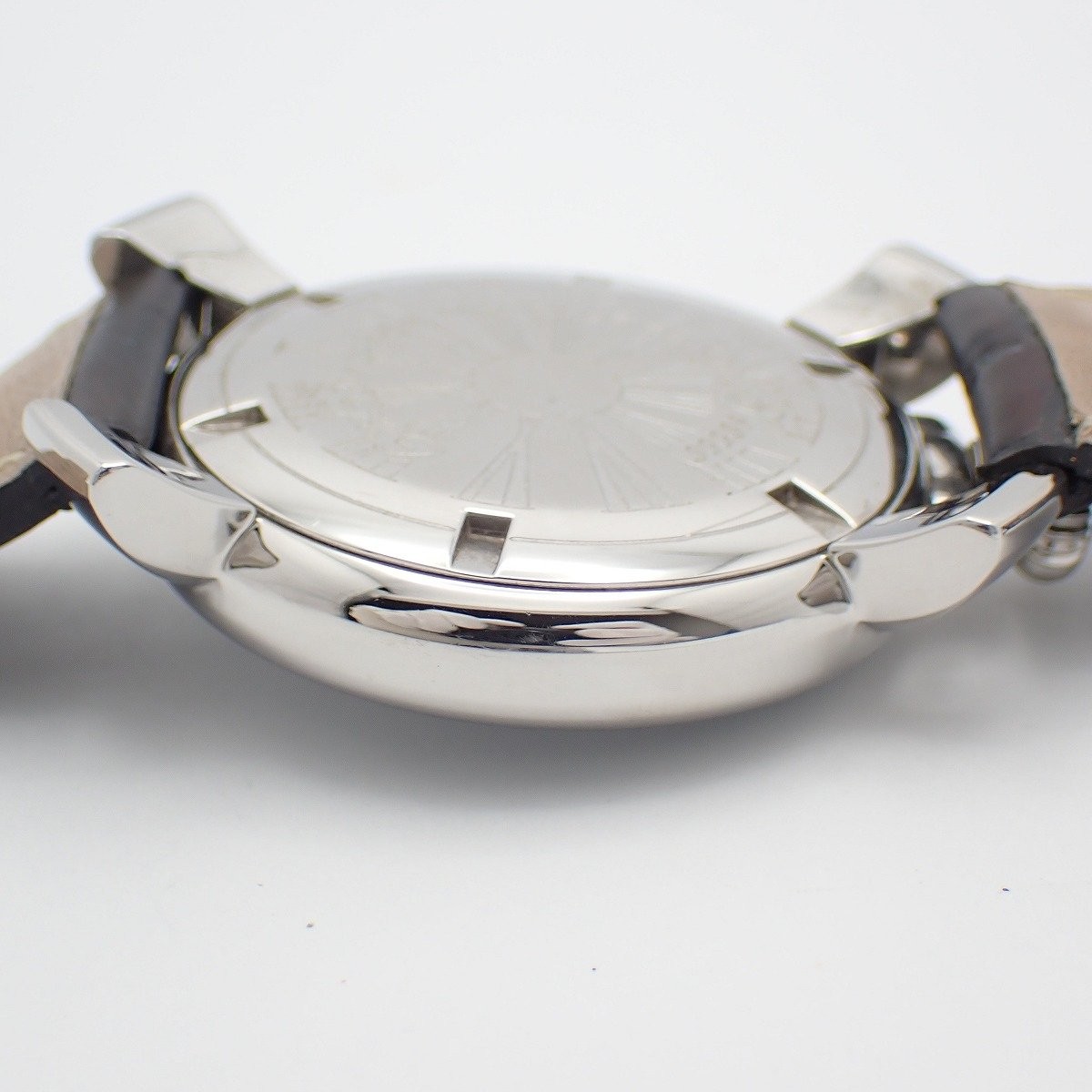 Used GAGA Milano Manuale 40 Quartz Ladies’ Watch Shell Dial Leather Strap 5020 I