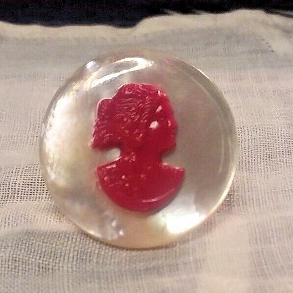 20mm Red on White Olive Green Lapel Pin 1PCS 10-01-2022