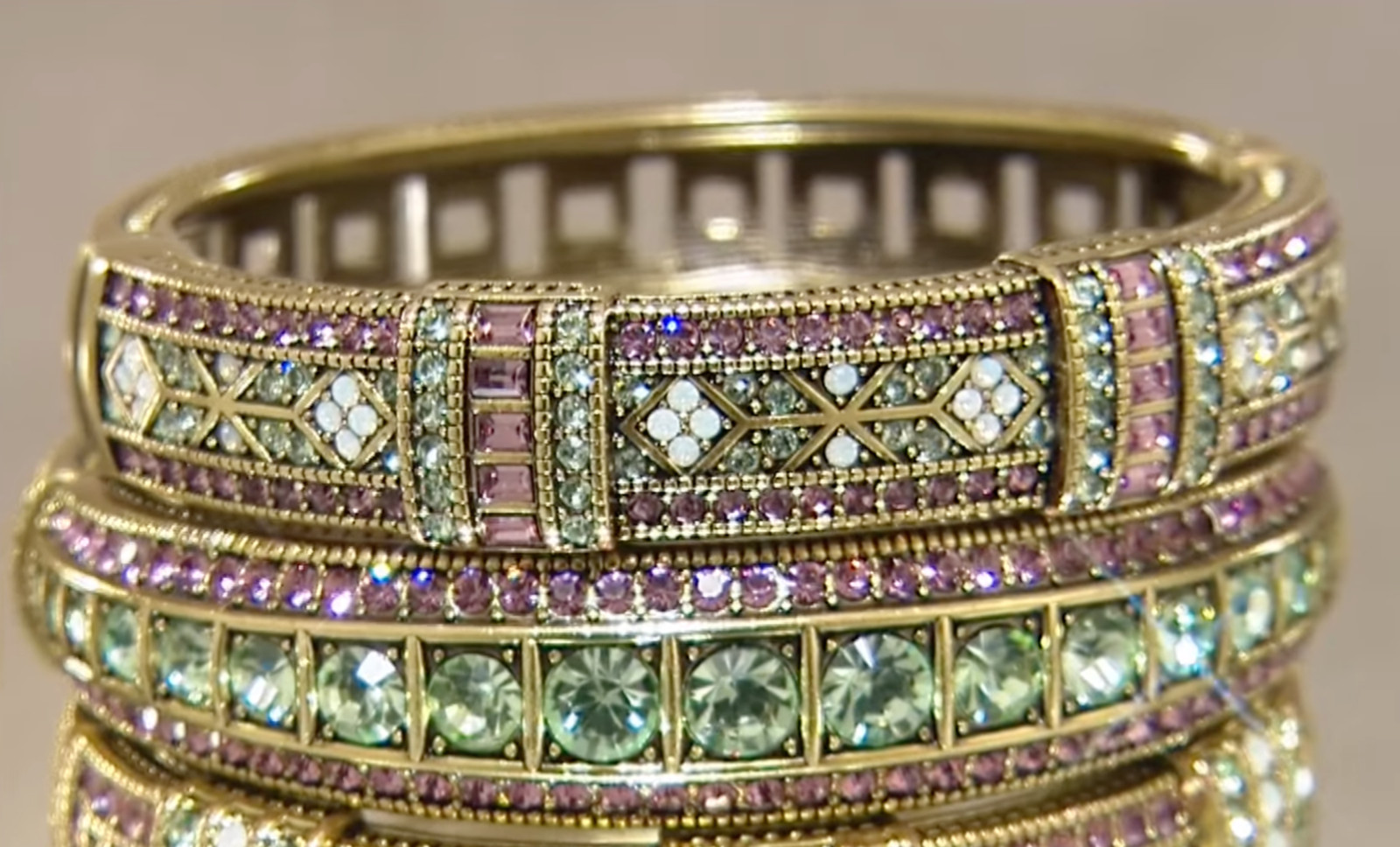 HEIDI DAUS “Everyday Elegance” Crystal Bracelet 2 Piece Set – Chrysolite – NIB
