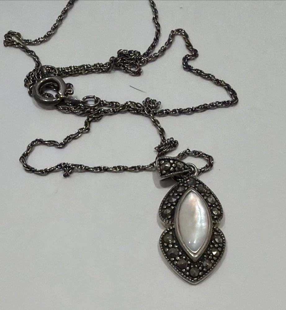 925 Sterling Silver Mother of Pearl and Marcasite 18” Necklace With Gift Box