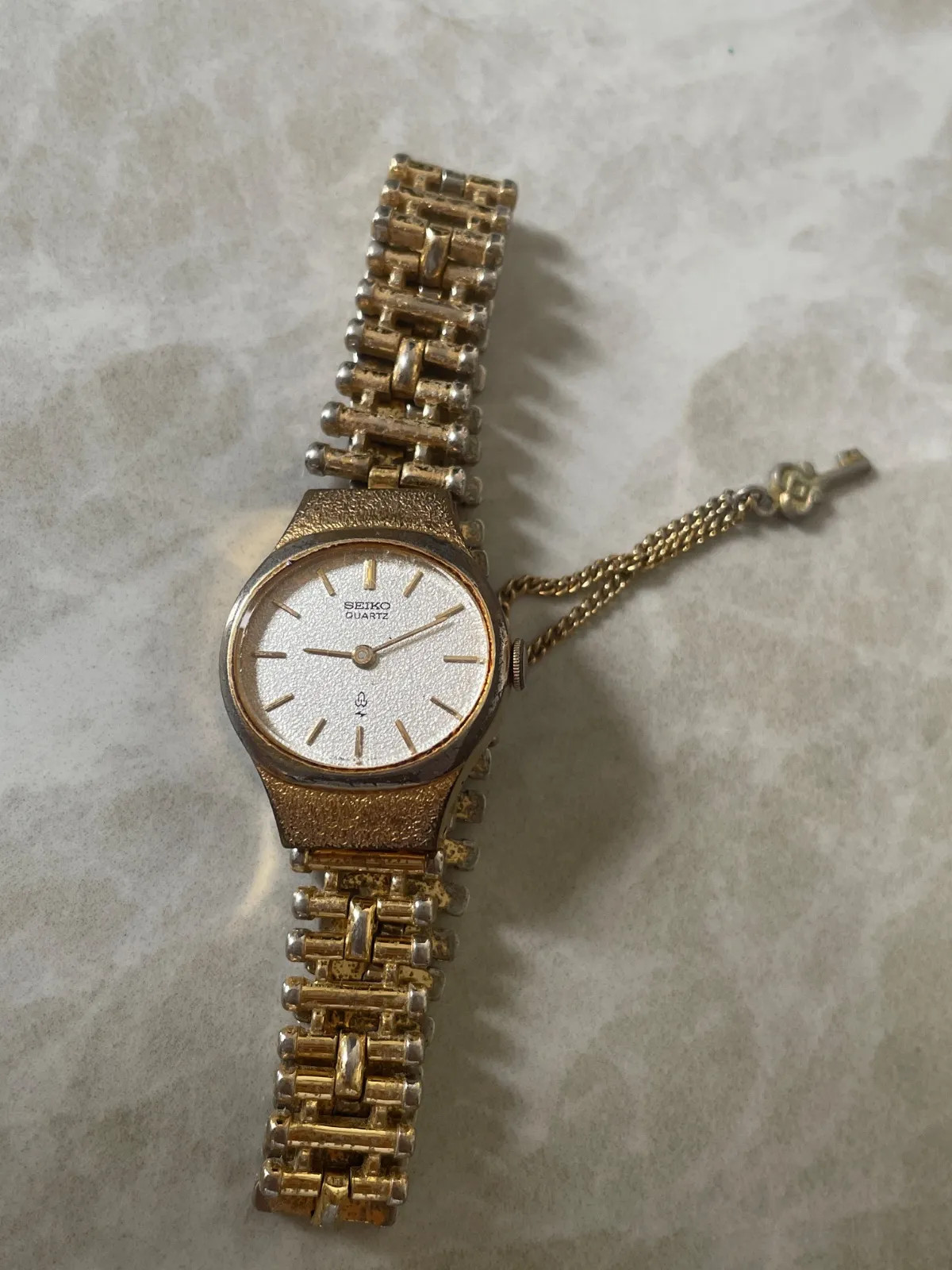 SEIKO 43-5000 Quartz Wristwatch Vintage Watch White Dial