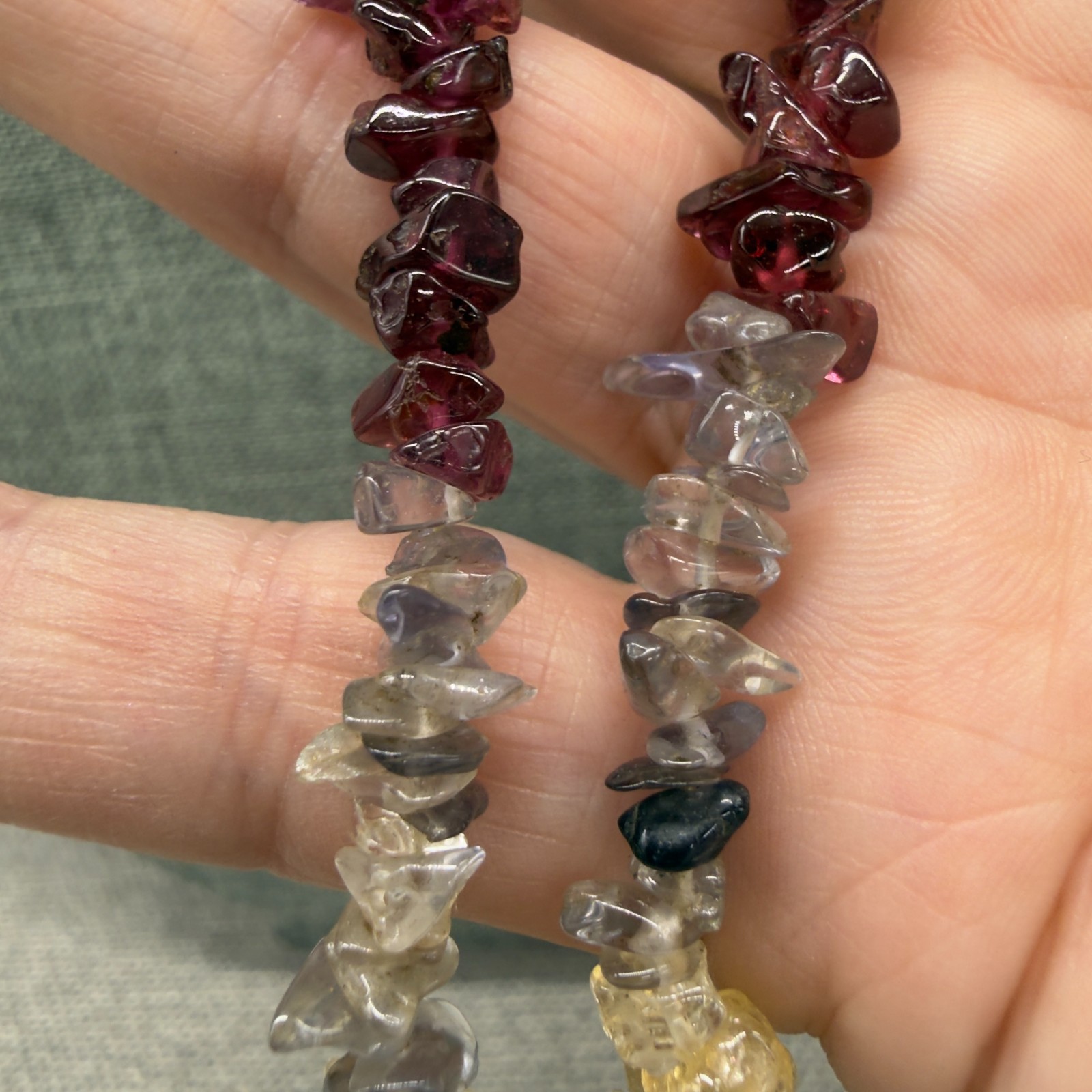 Vintage Necklace Fluorite Garnet Gemstone Pieces 34 Inches Gray Red Golden
