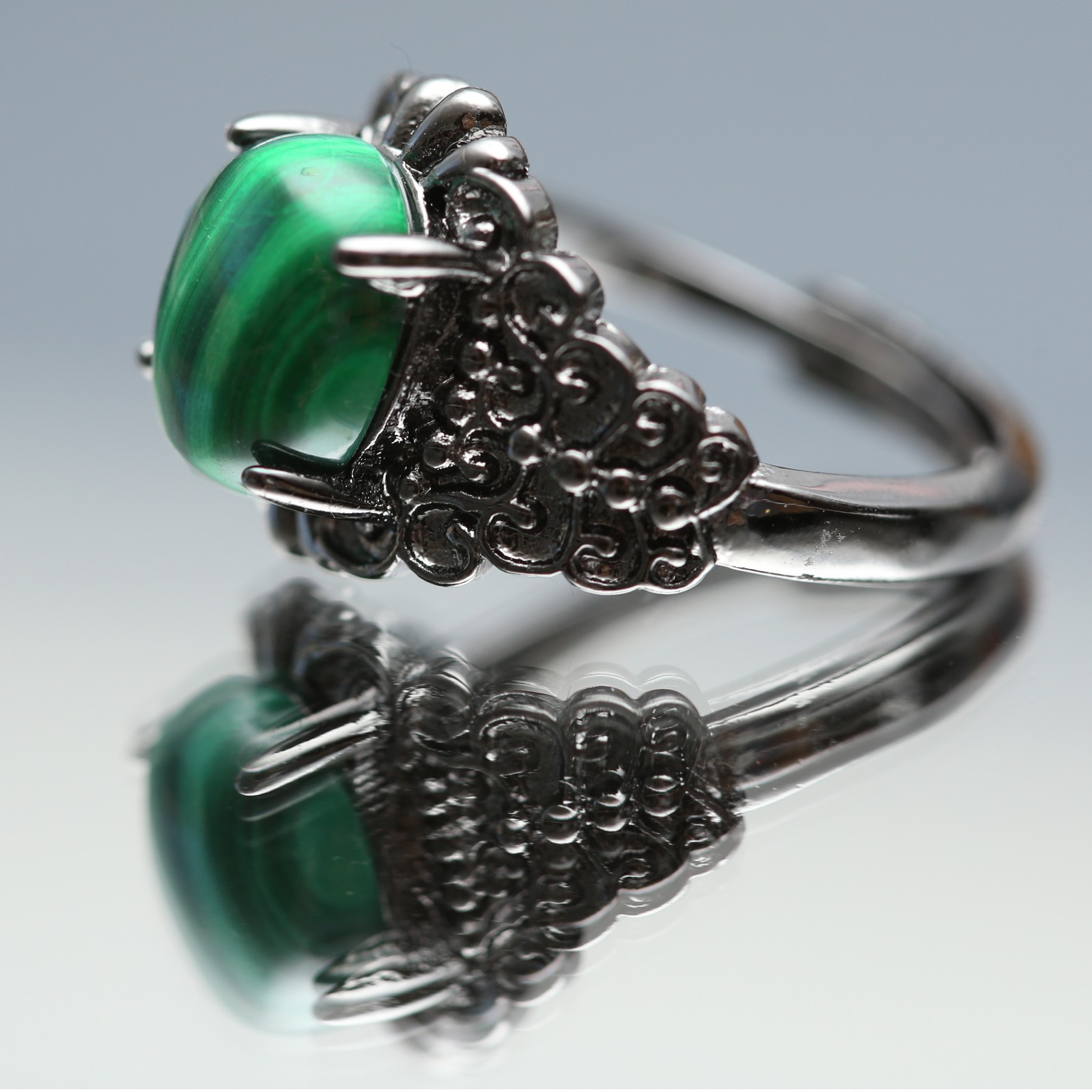 Genuine Malachite Handmade Ring Jewelry Gift + Elegant CASE 555-00