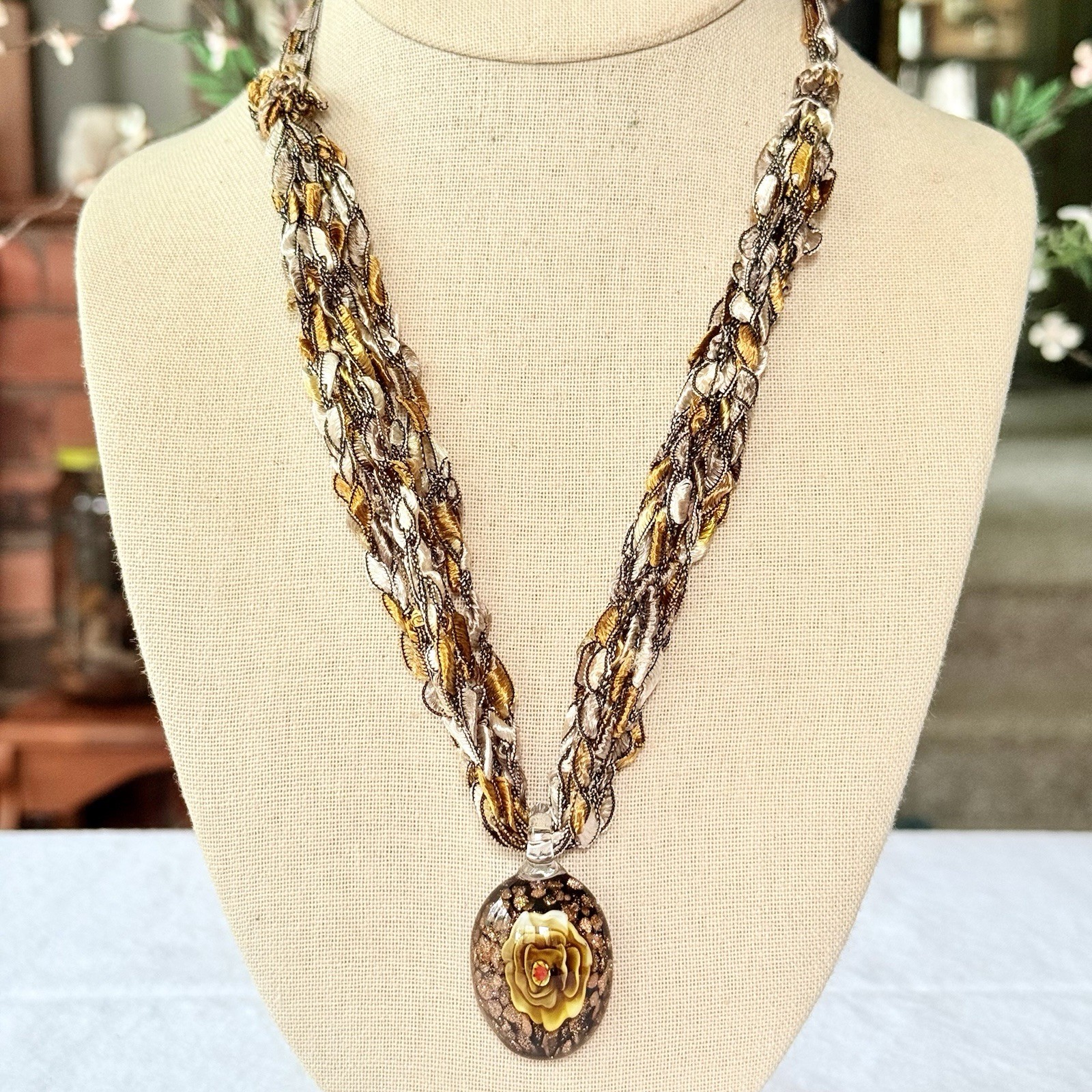 Vtg Artisan Lampwork Glass Rose Pendant Ribbon Yarn Necklace Boho Statement D