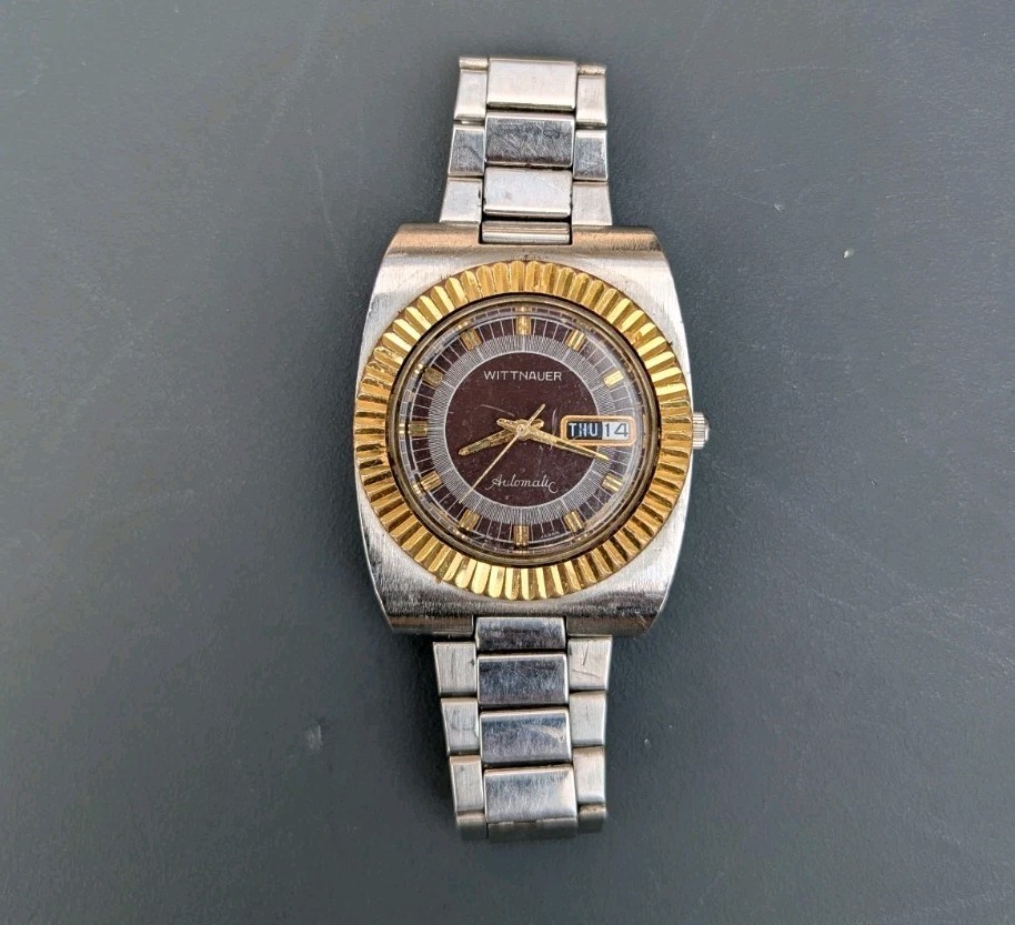 Vintage Longines Wittnauer Automatic Stainless Steel Day Date Mens Watch (Runs)