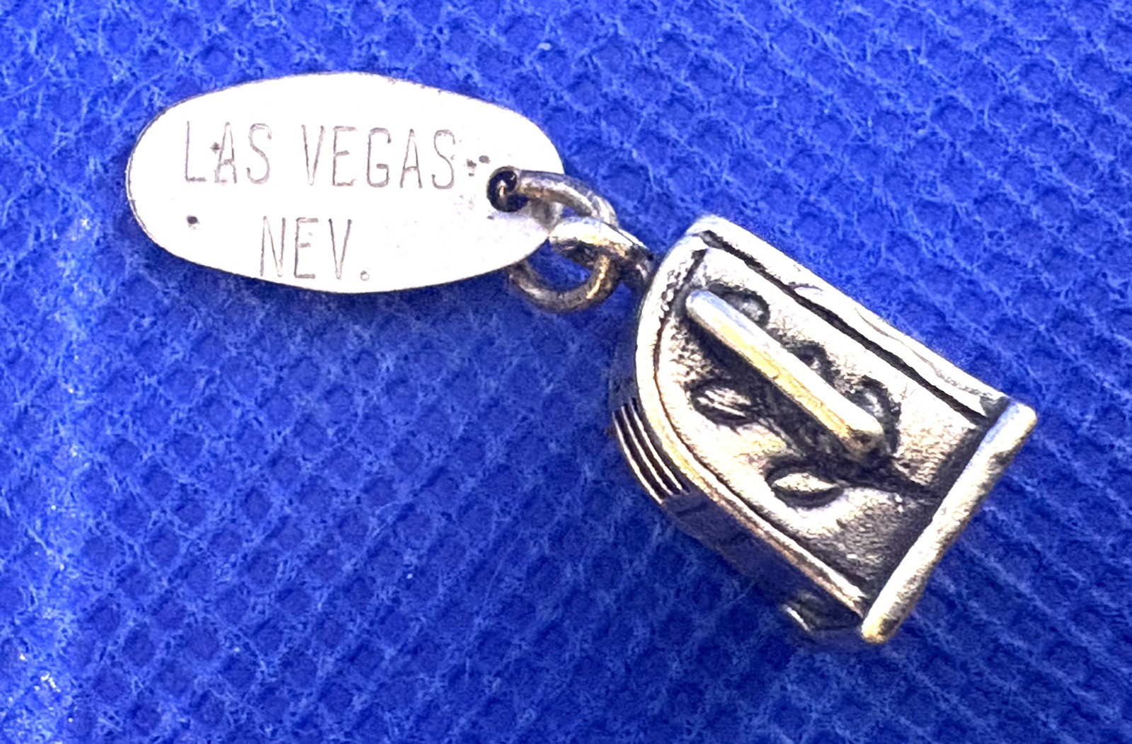 K47 – Slot Machine Las Vegas Charm 925 Sterling Silver 1970s 3.17 grams Nevada