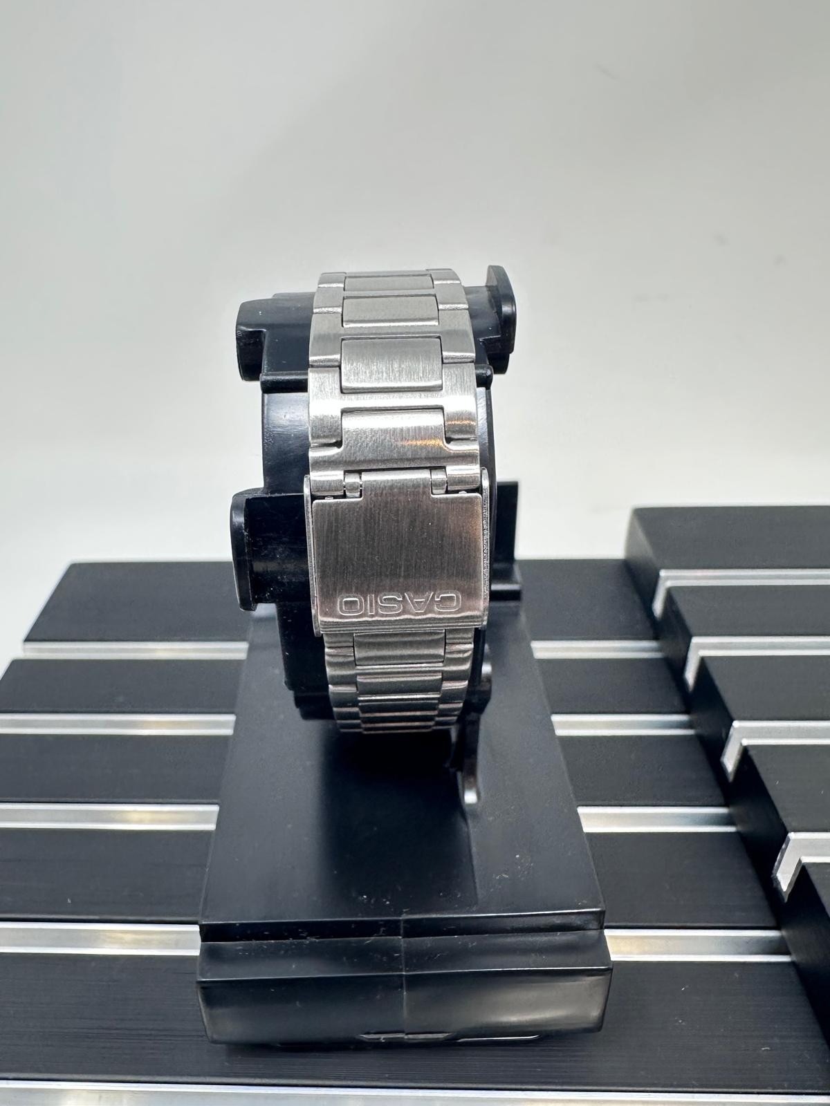 Casio Men’s A158WA-1 Vintage Digital Classic Retro Watch E1(D302T)