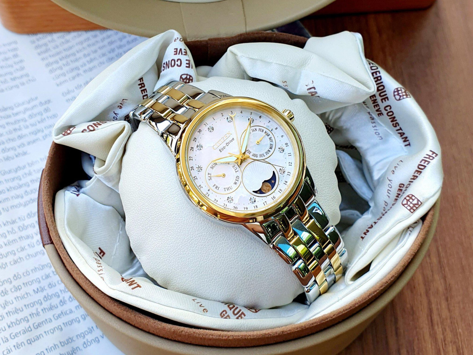 NEW CITIZEN ECO DRIVE WOMEN’S MOON PHASE CALENDRIER DIAMOND WATCH FD0004-51D