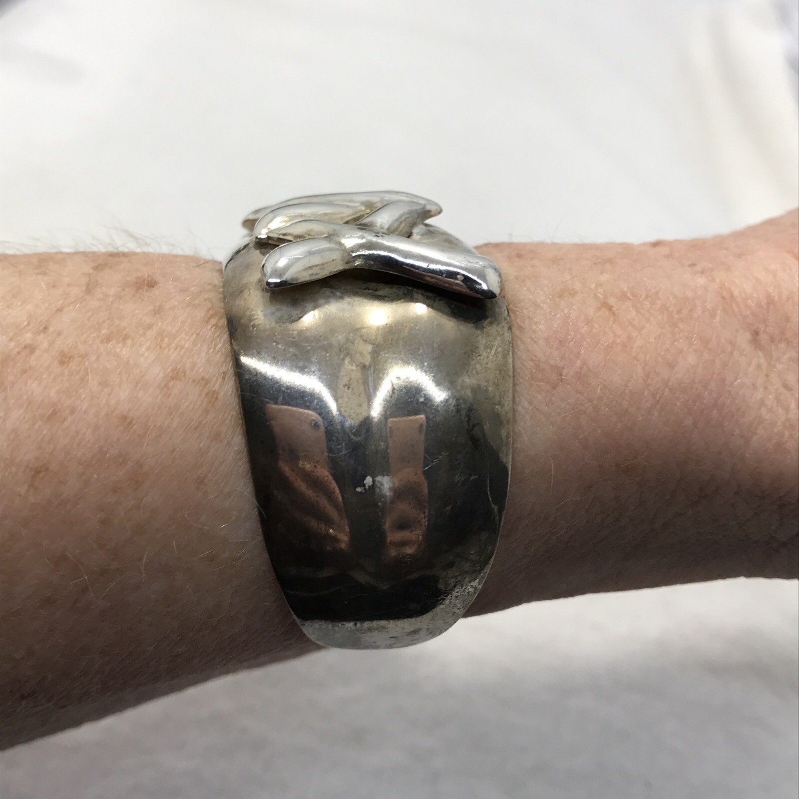 Vintage Mexico Signed 925 Sterling Silver X’s & O’s Cuff Bracelet sz 6