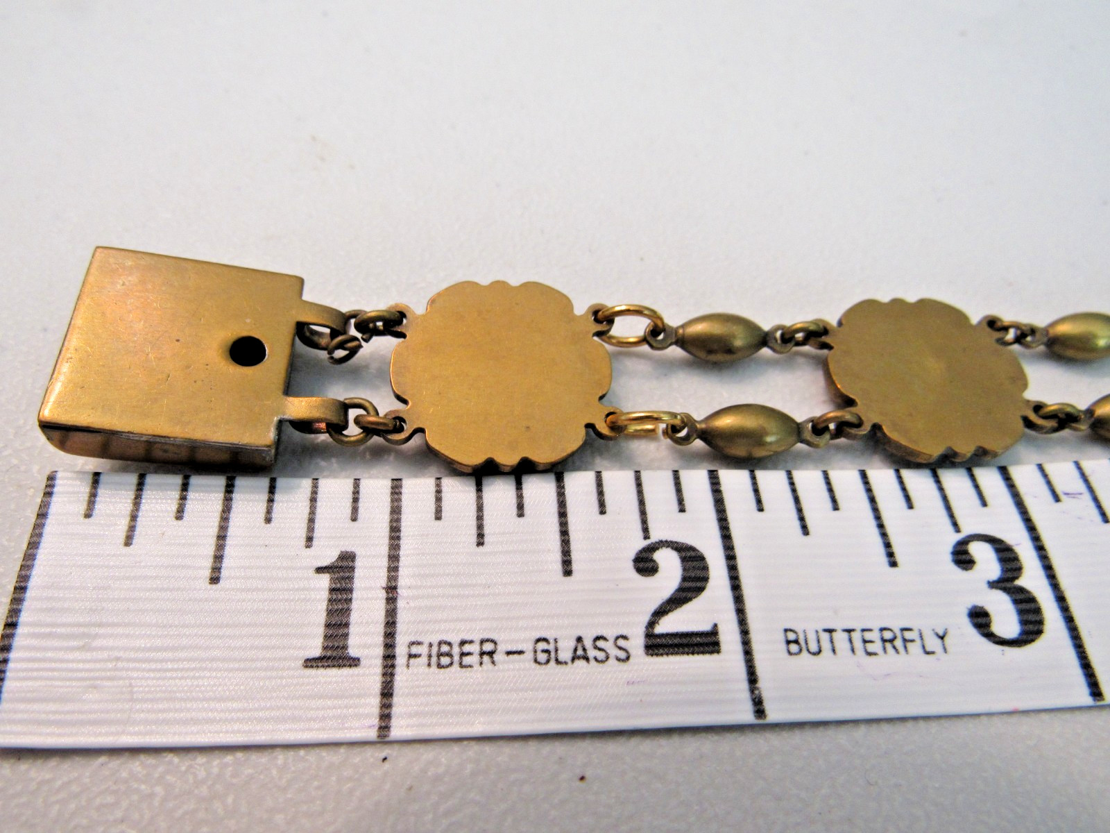 VINTAGE BRASS LION COAT OF ARMS ENAMEL LINK CHARM BRACELET 7 1/2″ FRANCE