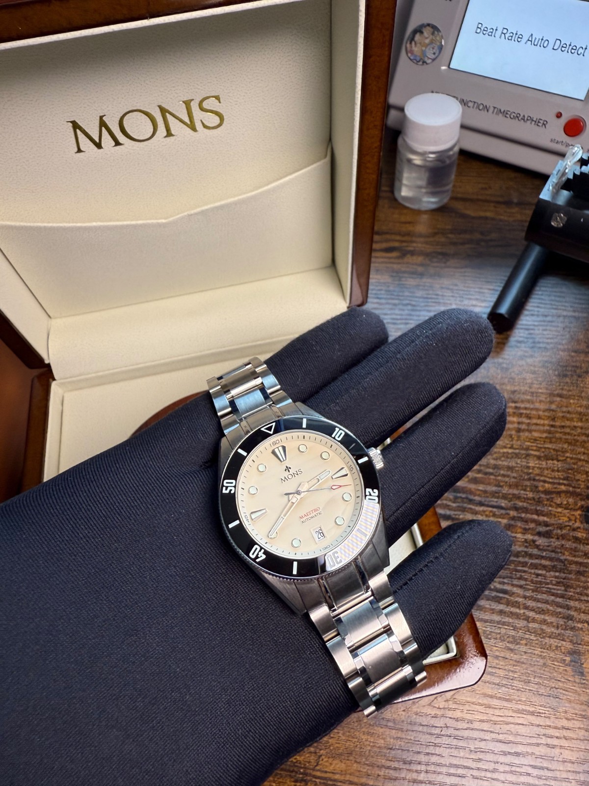 Mons Automatic Watch SWISS MADE Sellita SW SW200