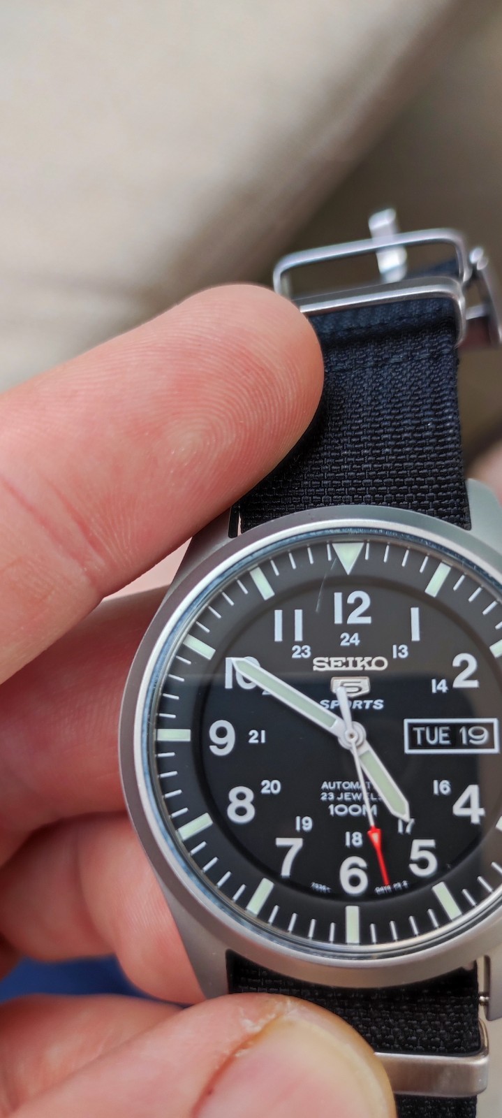 Seiko 5 Sports SNZG15K1 Field watch. Boxed wih full kit.