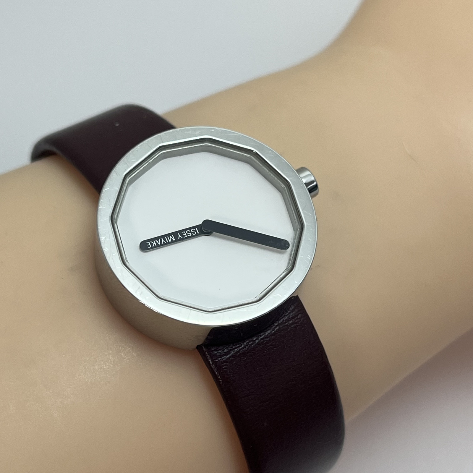 Seiko ISSEY MIYAKE TWELVE SILAP015 Women Qz WATCH NAOTO FUKASAWA JAPAN #B885