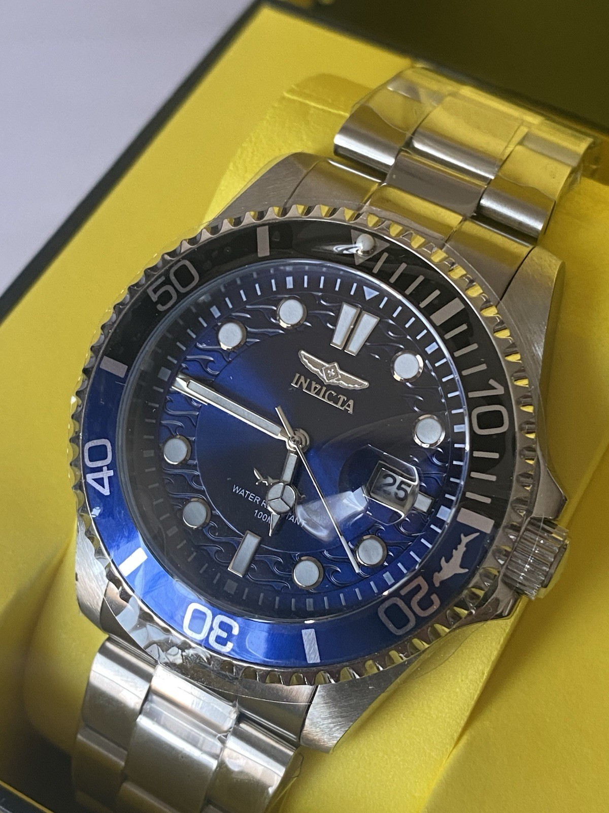Brand New Invicta Pro Diver Currentwave Men’s Watch 43mm Steel (44716)