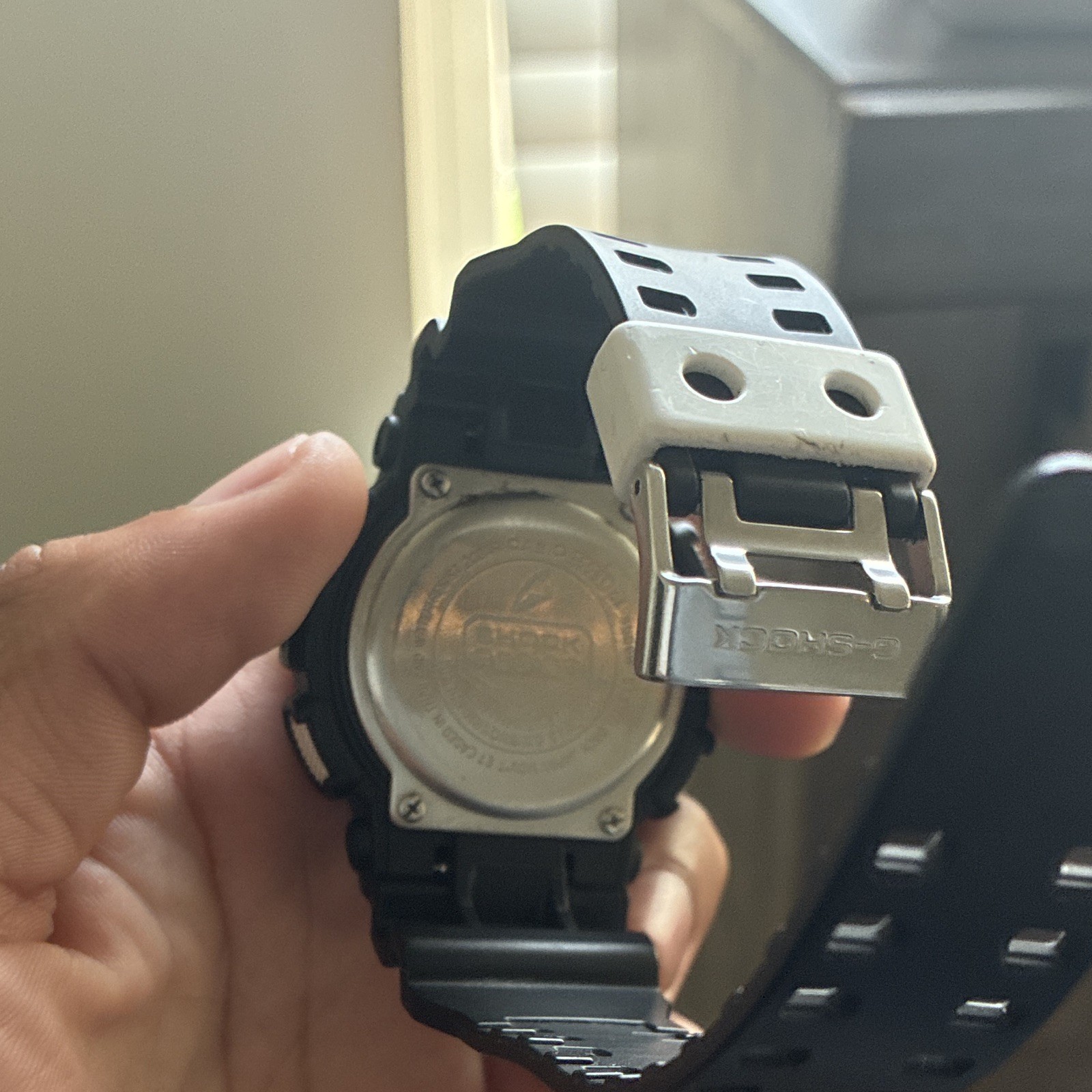 Casio G-SHOCK GA-100BW Men’s Analog-Digital Quartz Shock Resist 200m Resin