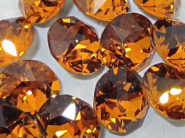 1gr 24pp TOPAZ FOILED POINTED BACK STAR BRIGHT Rhinestones