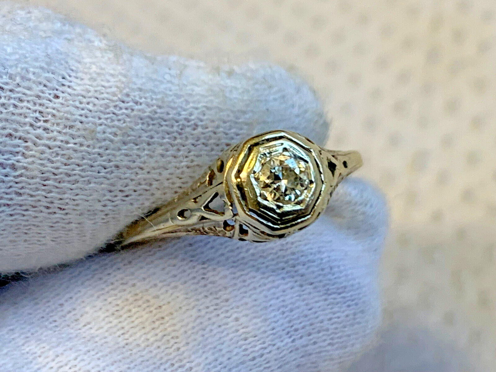 Vtg 18k White Gold Ring 2.29g Fine Jewelry Size 8 Band Clear Round Stone Bezel