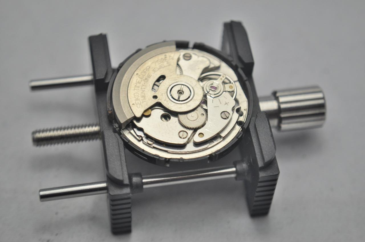 Seiko Automatic Watch Servicing Repairs & Crystal Replacement All Calibres