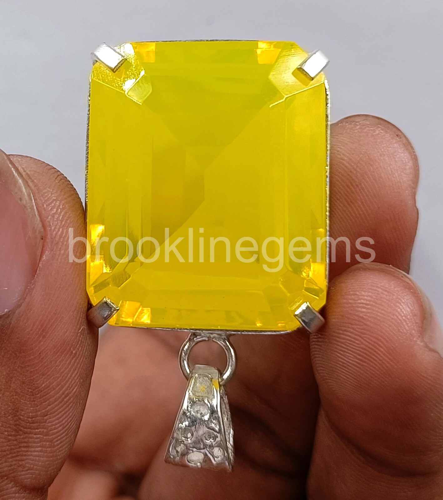 101.60 Ct Natural Yellow Emerald Cut Opal 925 Solid Silver Pendant Gemstone 5ARU