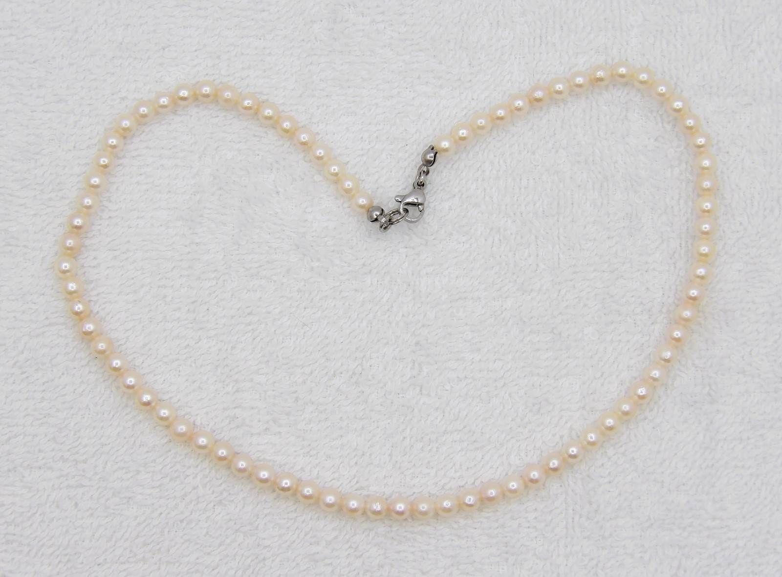 15″ inches White Akoya Near Round Genuine Pearl Necklace Woman Jewelry NK826
