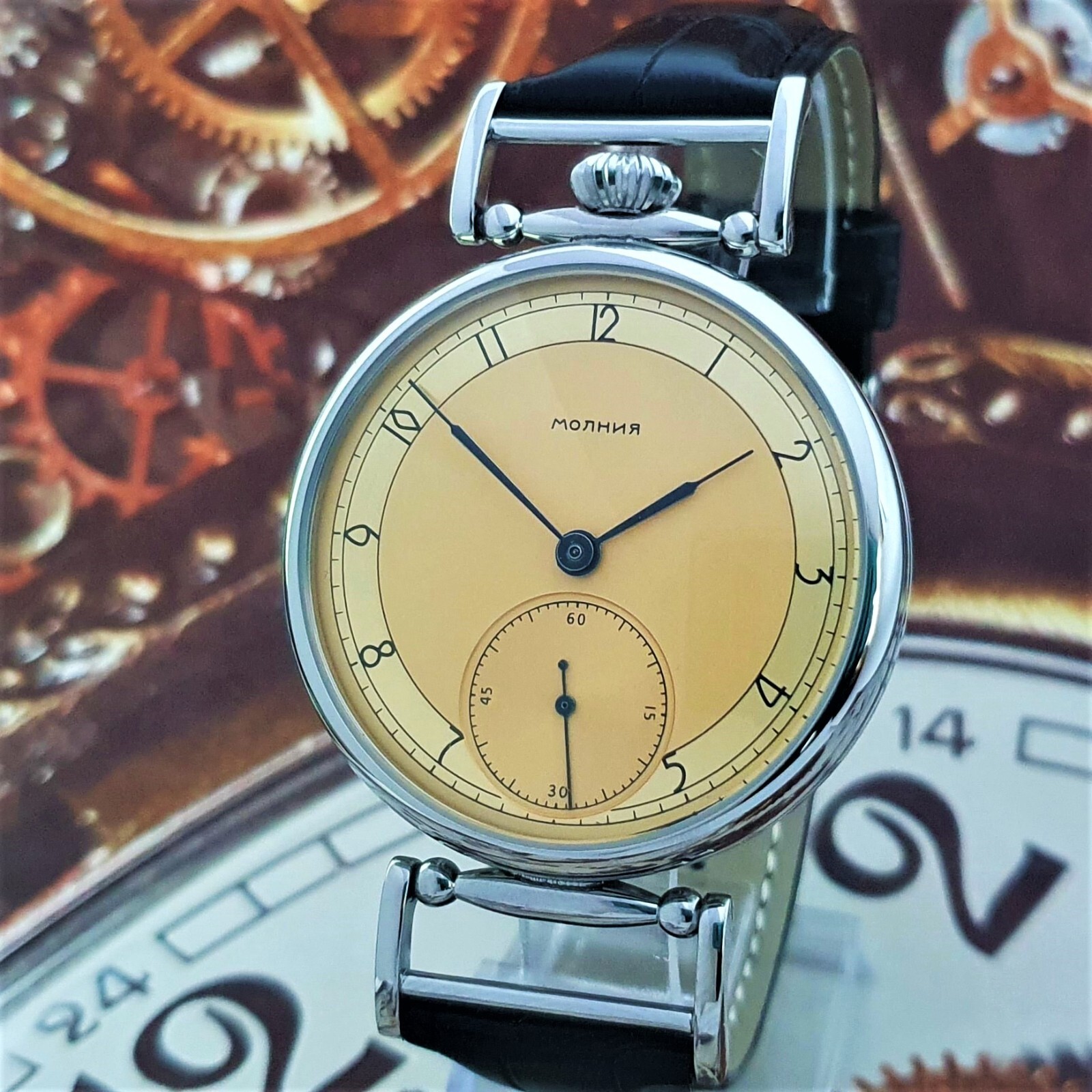 Watch MARRIAGE Gold dial Vintage mechanism MOLNIJA 3602 ChChZ USSR Soviet Watch